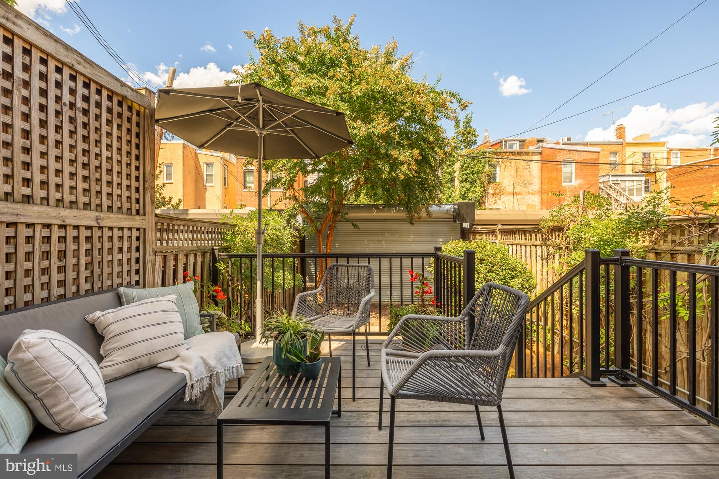 925 FRENCH ST NW, WASHINGTON, District Of Columbia 20001, 3 Bedrooms Bedrooms, ,3 BathroomsBathrooms,Residential,For sale,925 FRENCH ST NW,DCDC2215684 MLS # DCDC2215684