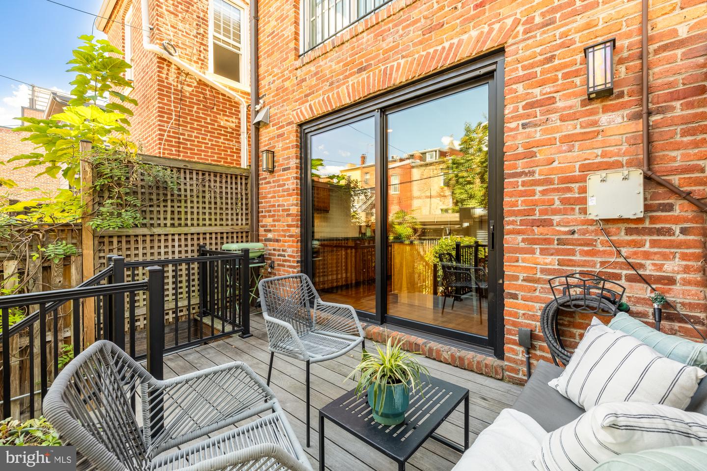 925 FRENCH ST NW, WASHINGTON, District Of Columbia 20001, 3 Bedrooms Bedrooms, ,3 BathroomsBathrooms,Residential,For sale,925 FRENCH ST NW,DCDC2215684 MLS # DCDC2215684