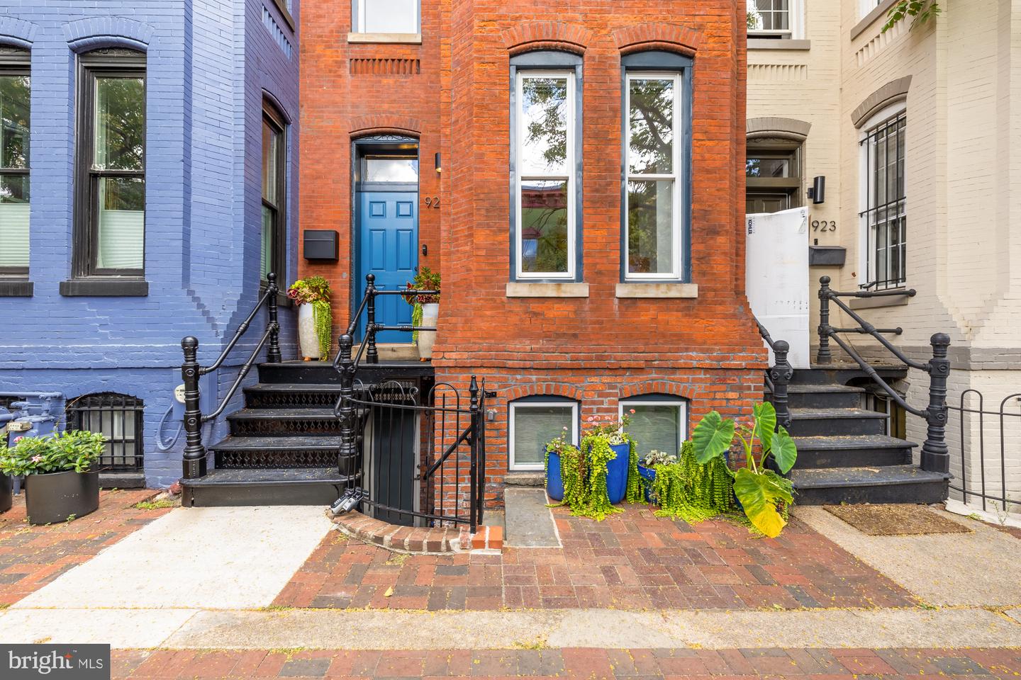 925 FRENCH ST NW, WASHINGTON, District Of Columbia 20001, 3 Bedrooms Bedrooms, ,3 BathroomsBathrooms,Residential,For sale,925 FRENCH ST NW,DCDC2215684 MLS # DCDC2215684
