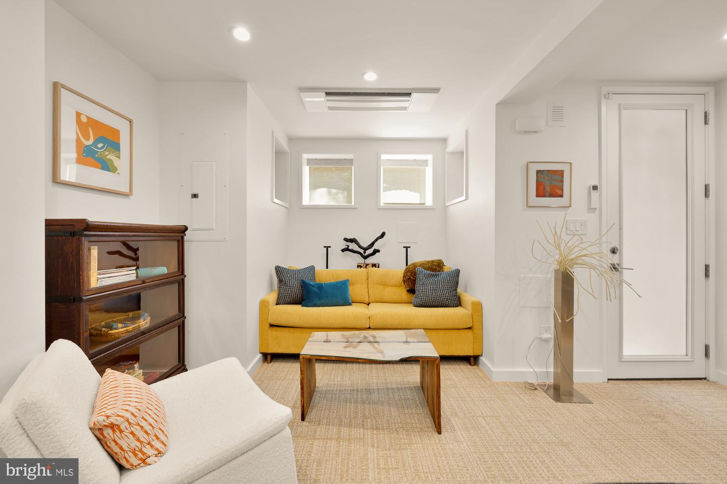 925 FRENCH ST NW, WASHINGTON, District Of Columbia 20001, 3 Bedrooms Bedrooms, ,3 BathroomsBathrooms,Residential,For sale,925 FRENCH ST NW,DCDC2215684 MLS # DCDC2215684