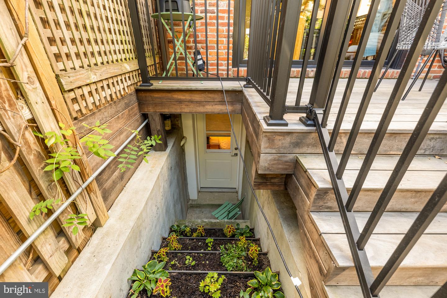 925 FRENCH ST NW, WASHINGTON, District Of Columbia 20001, 3 Bedrooms Bedrooms, ,3 BathroomsBathrooms,Residential,For sale,925 FRENCH ST NW,DCDC2215684 MLS # DCDC2215684