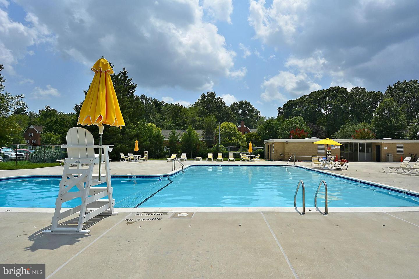 3614 VALLEY DR, ALEXANDRIA, Virginia 22302, 1 Bedroom Bedrooms, ,1 BathroomBathrooms,Residential,For sale,3614 VALLEY DR,VAAX2048792 MLS # VAAX2048792