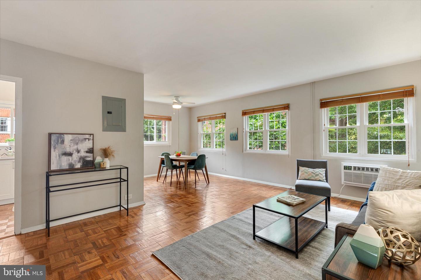 3614 VALLEY DR, ALEXANDRIA, Virginia 22302, 1 Bedroom Bedrooms, ,1 BathroomBathrooms,Residential,For sale,3614 VALLEY DR,VAAX2048792 MLS # VAAX2048792
