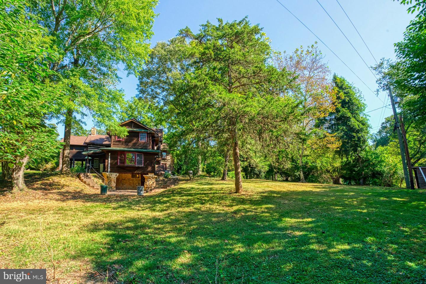 5250 WINFIELD RD, FAIRFAX, Virginia 22030, 11 Bedrooms Bedrooms, ,6 BathroomsBathrooms,Residential,For sale,5250 WINFIELD RD,VAFX2262656 MLS # VAFX2262656
