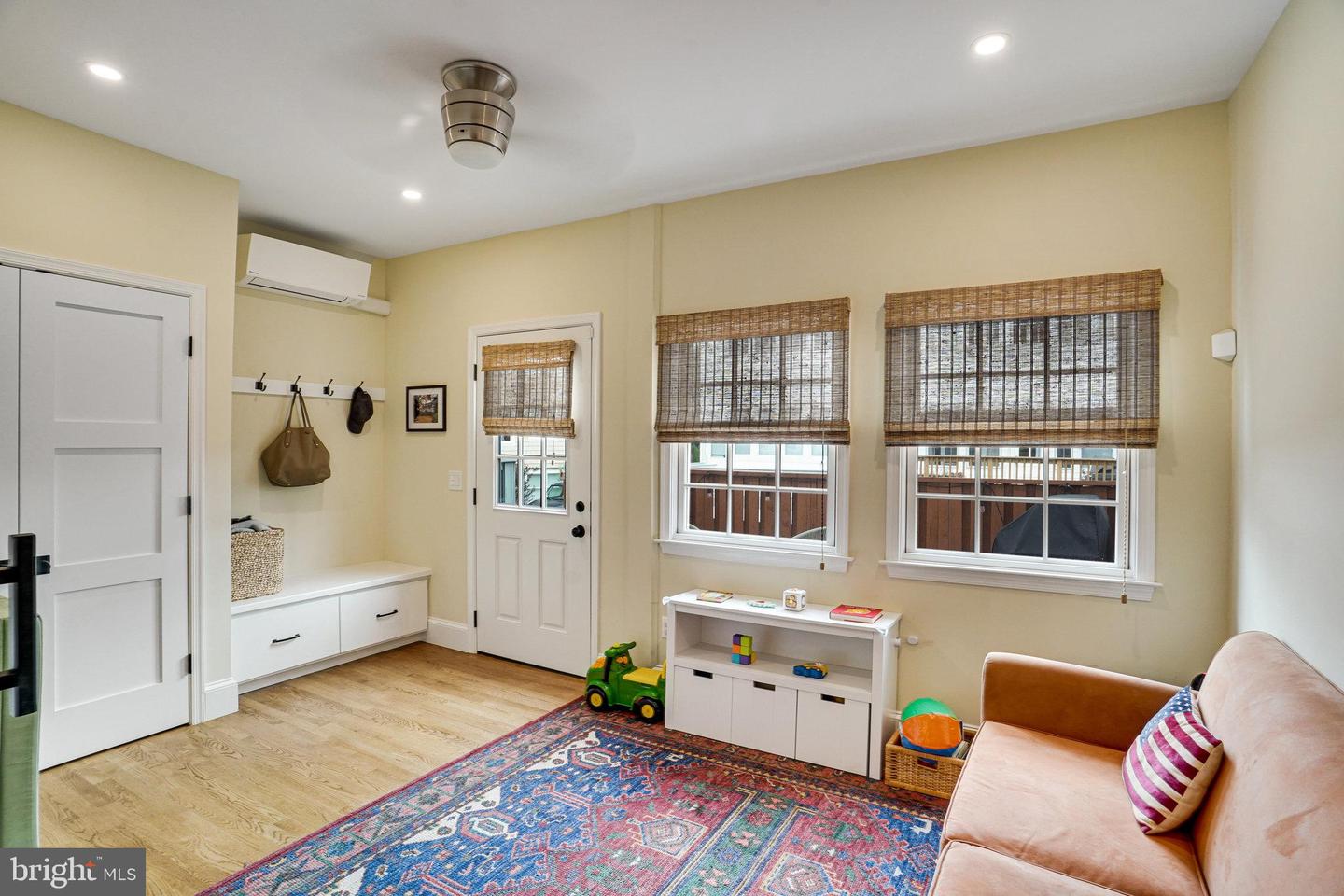 2417 HUIDEKOPER PL NW, WASHINGTON, District Of Columbia 20007, 4 Bedrooms Bedrooms, 9 Rooms Rooms,2 BathroomsBathrooms,Residential,For sale,2417 HUIDEKOPER PL NW,DCDC2216240 MLS # DCDC2216240