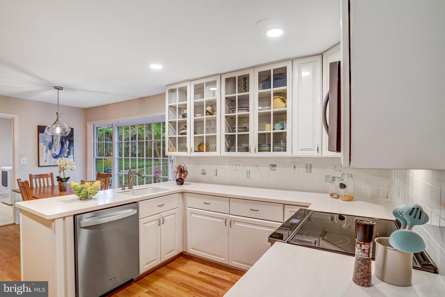 FAIRFAX, Virginia 22031, 4 Bedrooms Bedrooms, ,2 BathroomsBathrooms,Residential,For sale,VAFX2263444 MLS # VAFX2263444