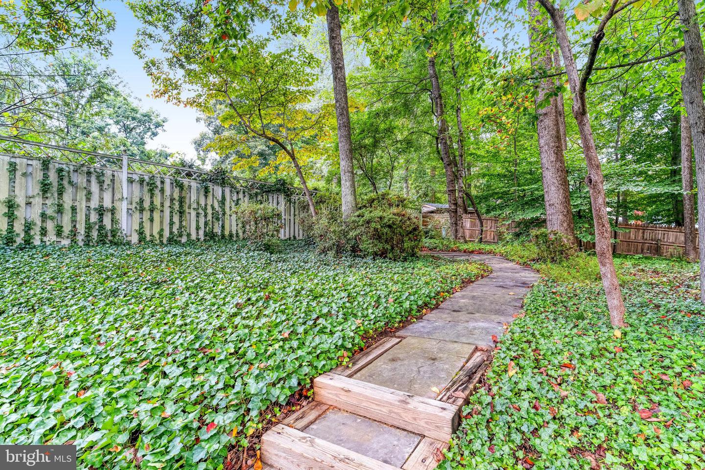 FAIRFAX, Virginia 22031, 4 Bedrooms Bedrooms, ,2 BathroomsBathrooms,Residential,For sale,VAFX2263444 MLS # VAFX2263444