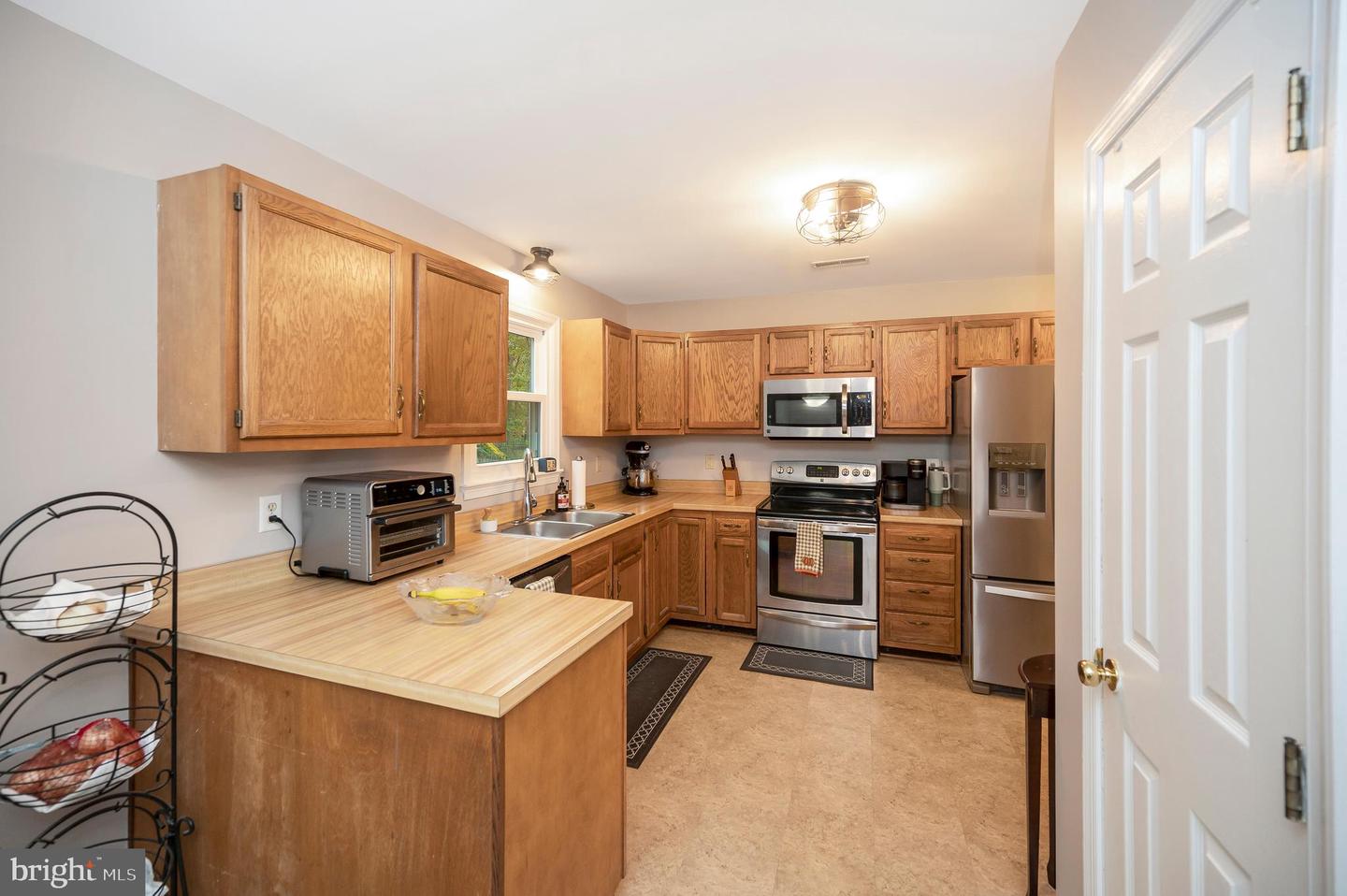 5221 MCMANUS DR, FREDERICKSBURG, Virginia 22407, 4 Bedrooms Bedrooms, ,2 BathroomsBathrooms,Residential,For sale,5221 MCMANUS DR,VASP2035902 MLS # VASP2035902