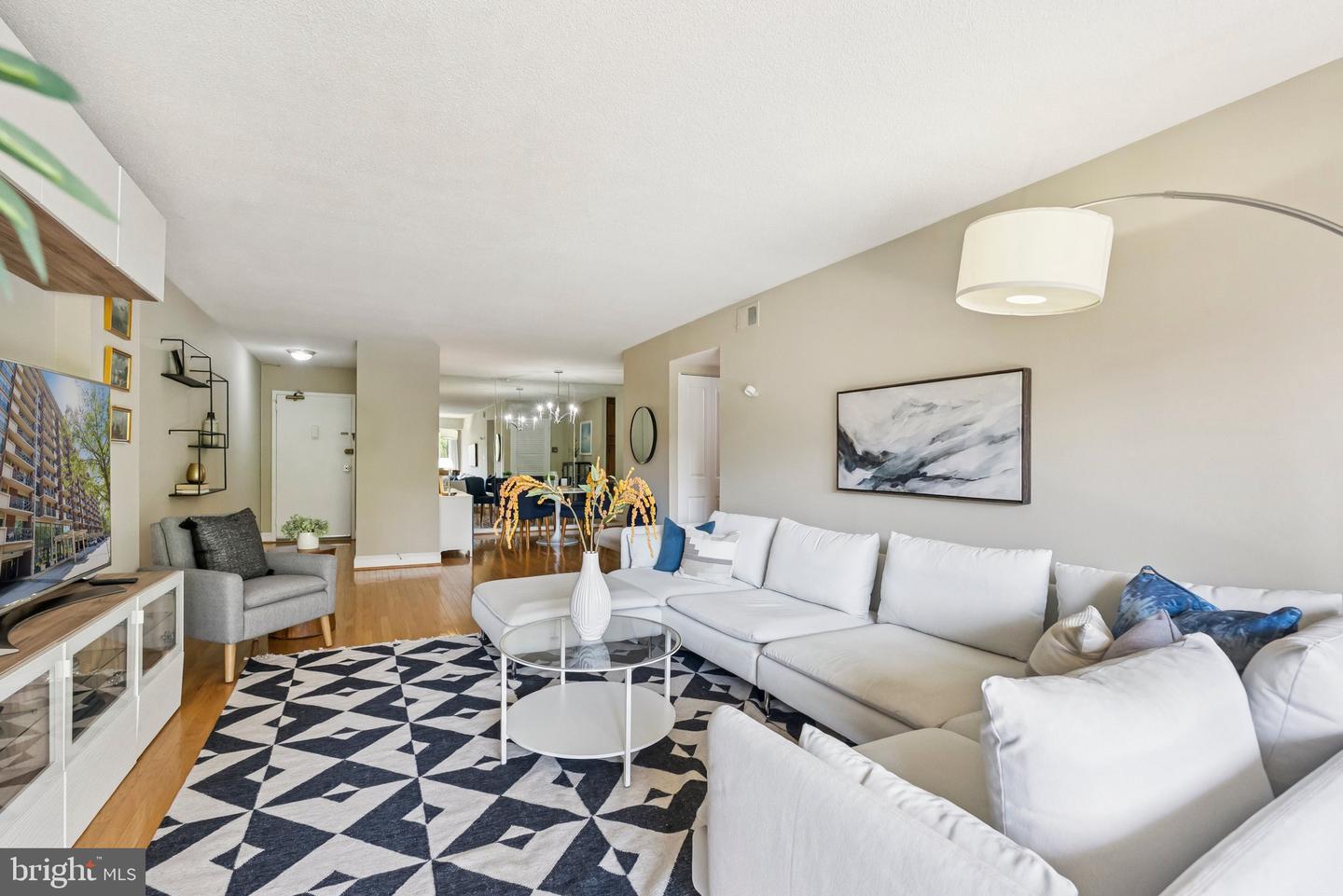 1300 ARMY NAVY DR #514, ARLINGTON, Virginia 22202, 2 Bedrooms Bedrooms, ,2 BathroomsBathrooms,Residential,For sale,1300 ARMY NAVY DR #514,VAAR2062974 MLS # VAAR2062974