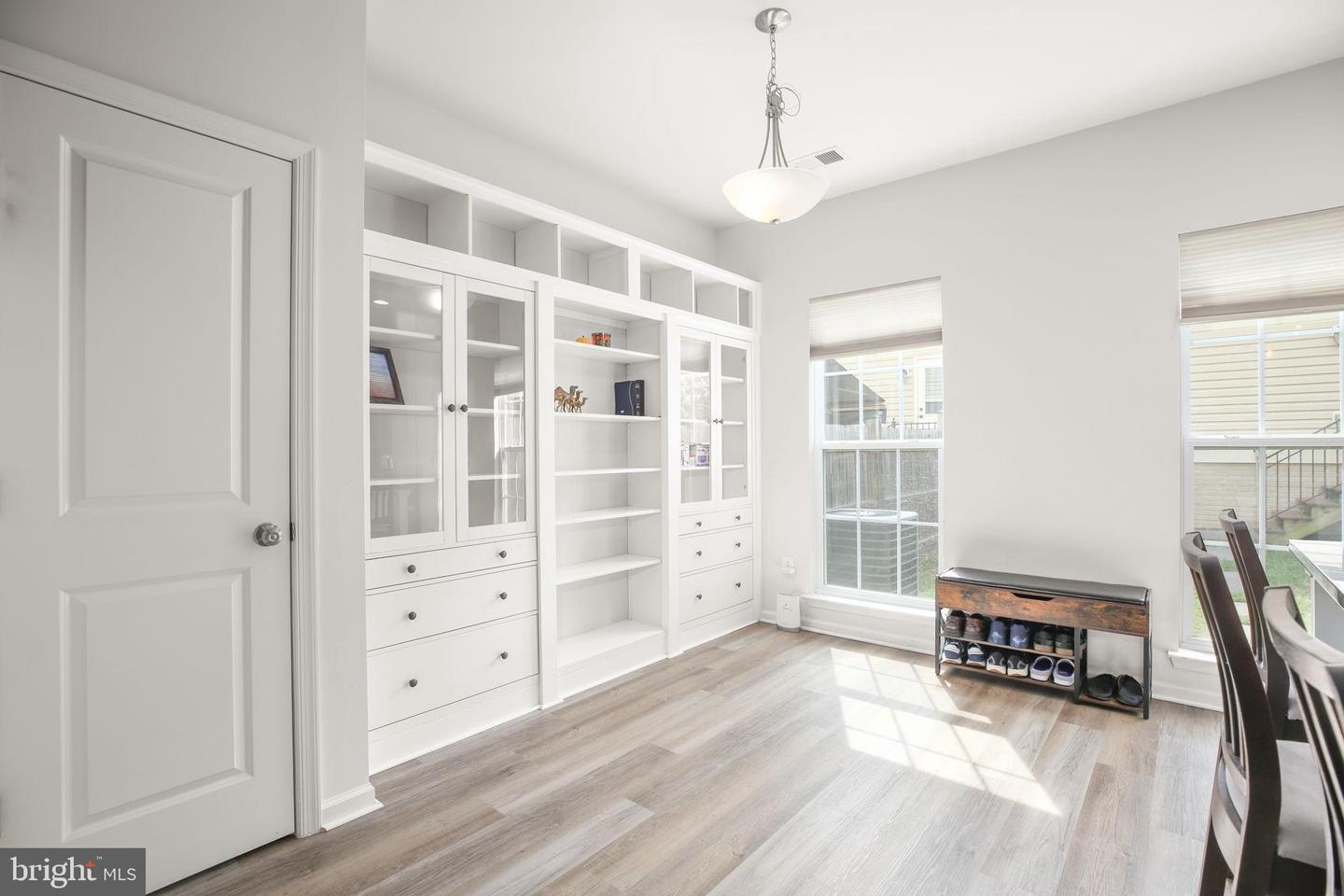 121 ALMOND DR, STAFFORD, Virginia 22554, 3 Bedrooms Bedrooms, 12 Rooms Rooms,2 BathroomsBathrooms,Residential,For sale,121 ALMOND DR,VAST2042310 MLS # VAST2042310