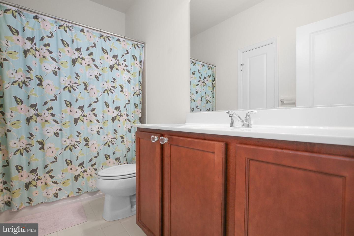 121 ALMOND DR, STAFFORD, Virginia 22554, 3 Bedrooms Bedrooms, 12 Rooms Rooms,2 BathroomsBathrooms,Residential,For sale,121 ALMOND DR,VAST2042310 MLS # VAST2042310