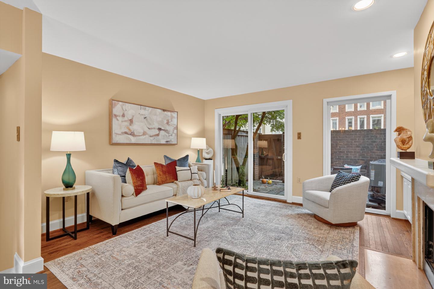 4281 EMBASSY PARK DR NW, WASHINGTON, District Of Columbia 20016, 3 Bedrooms Bedrooms, ,3 BathroomsBathrooms,Residential,For sale,4281 EMBASSY PARK DR NW,DCDC2218202 MLS # DCDC2218202