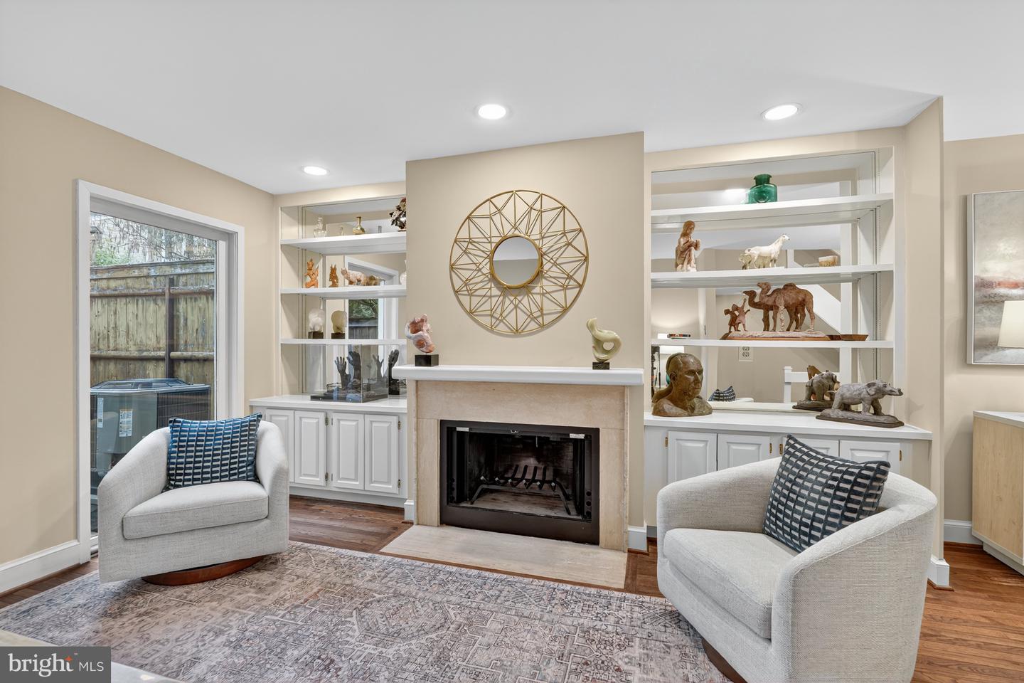 4281 EMBASSY PARK DR NW, WASHINGTON, District Of Columbia 20016, 3 Bedrooms Bedrooms, ,3 BathroomsBathrooms,Residential,For sale,4281 EMBASSY PARK DR NW,DCDC2218202 MLS # DCDC2218202
