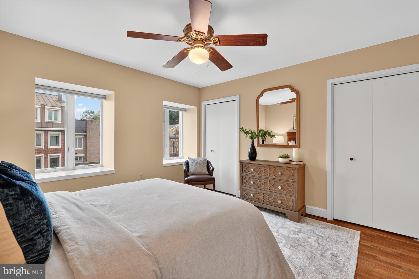 4281 EMBASSY PARK DR NW, WASHINGTON, District Of Columbia 20016, 3 Bedrooms Bedrooms, ,3 BathroomsBathrooms,Residential,For sale,4281 EMBASSY PARK DR NW,DCDC2218202 MLS # DCDC2218202