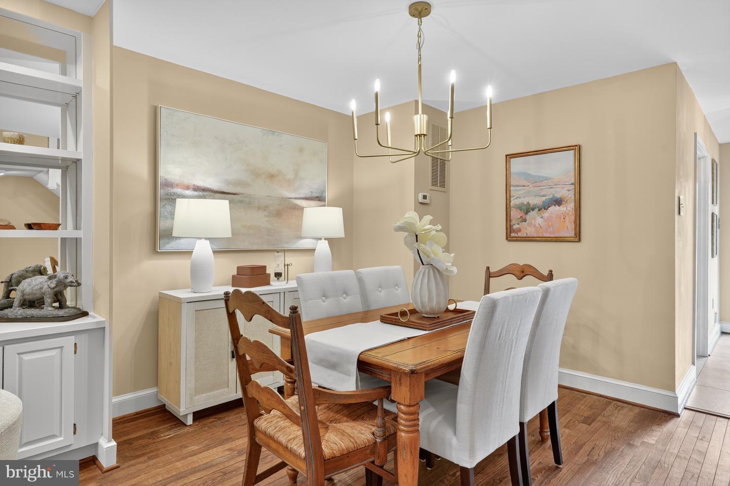 4281 EMBASSY PARK DR NW, WASHINGTON, District Of Columbia 20016, 3 Bedrooms Bedrooms, ,3 BathroomsBathrooms,Residential,For sale,4281 EMBASSY PARK DR NW,DCDC2218202 MLS # DCDC2218202