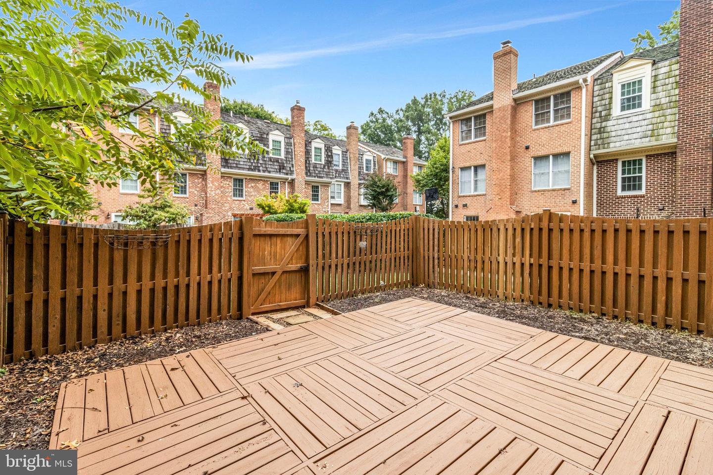 2943 OAKBOROUGH SQ, OAKTON, Virginia 22124, 3 Bedrooms Bedrooms, ,2 BathroomsBathrooms,Residential,For sale,2943 OAKBOROUGH SQ,VAFX2264770 MLS # VAFX2264770