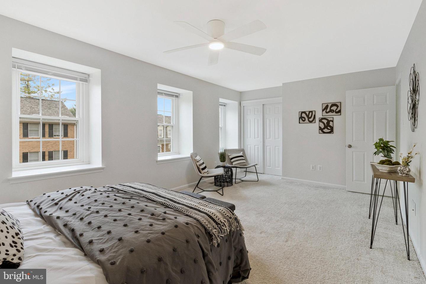 2943 OAKBOROUGH SQ, OAKTON, Virginia 22124, 3 Bedrooms Bedrooms, ,2 BathroomsBathrooms,Residential,For sale,2943 OAKBOROUGH SQ,VAFX2264770 MLS # VAFX2264770