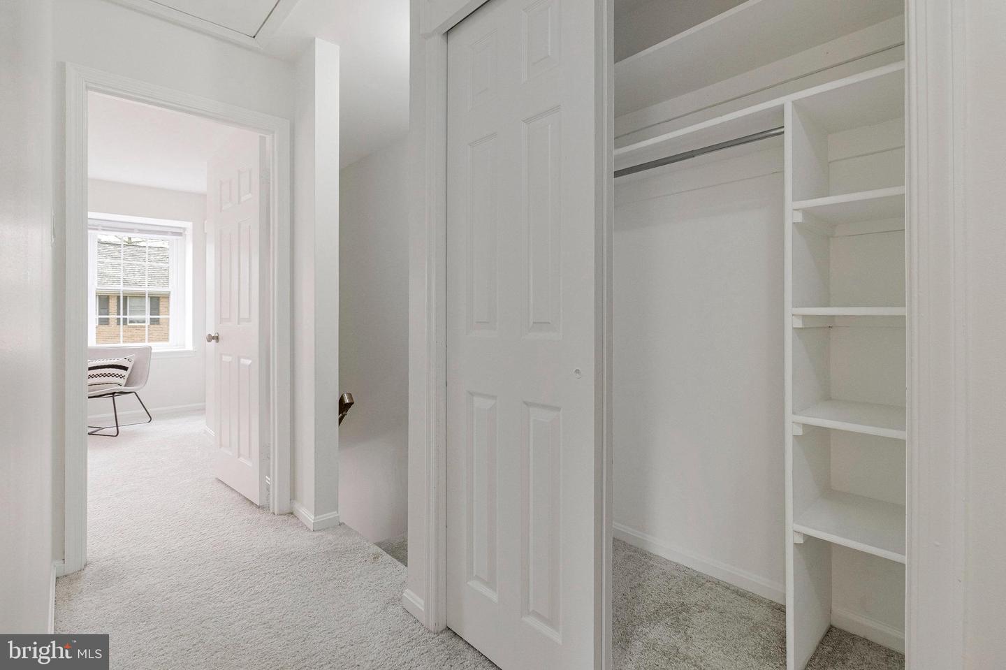 2943 OAKBOROUGH SQ, OAKTON, Virginia 22124, 3 Bedrooms Bedrooms, ,2 BathroomsBathrooms,Residential,For sale,2943 OAKBOROUGH SQ,VAFX2264770 MLS # VAFX2264770