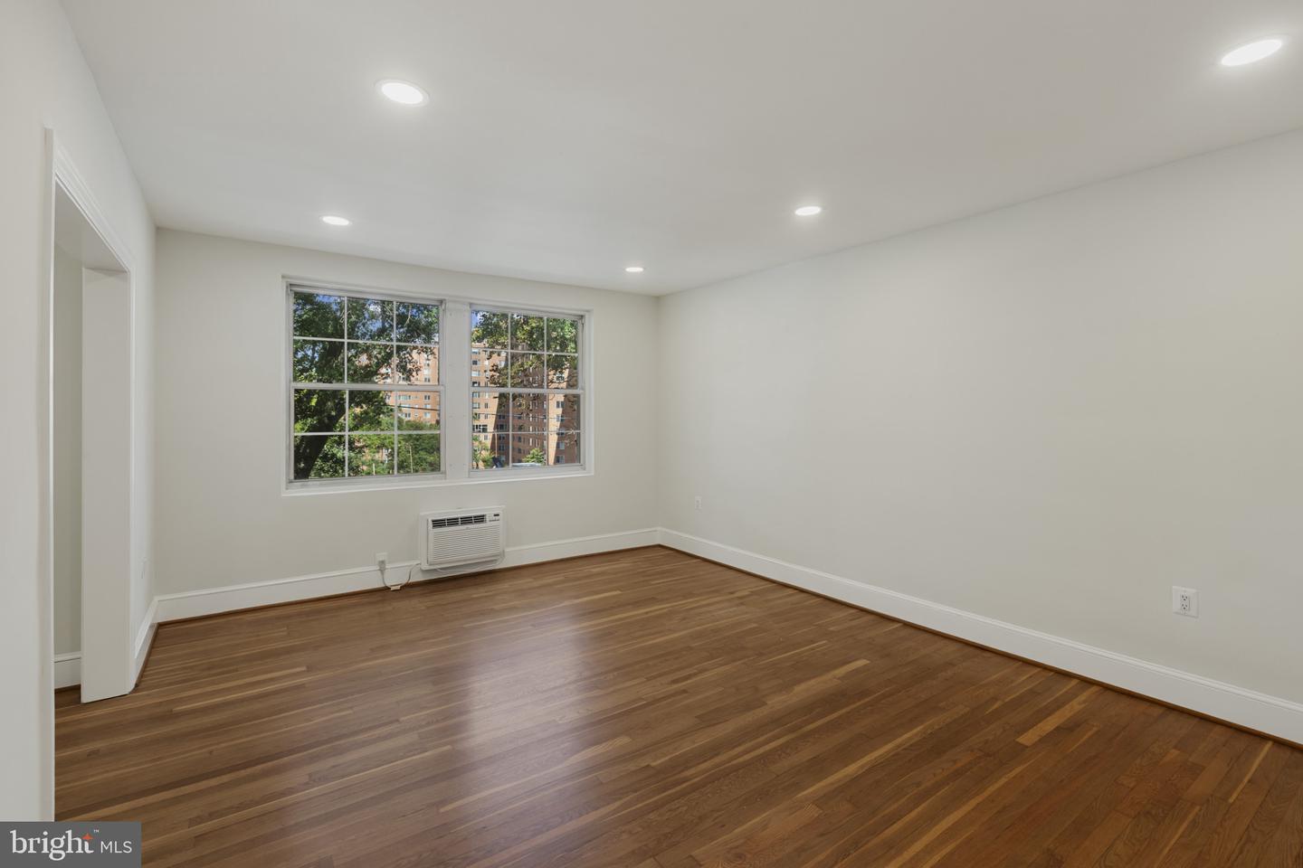 3051 IDAHO AVE NW #204, WASHINGTON, District Of Columbia 20016, 1 Bedroom Bedrooms, ,1 BathroomBathrooms,Residential,For sale,3051 IDAHO AVE NW #204,DCDC2220550 MLS # DCDC2220550