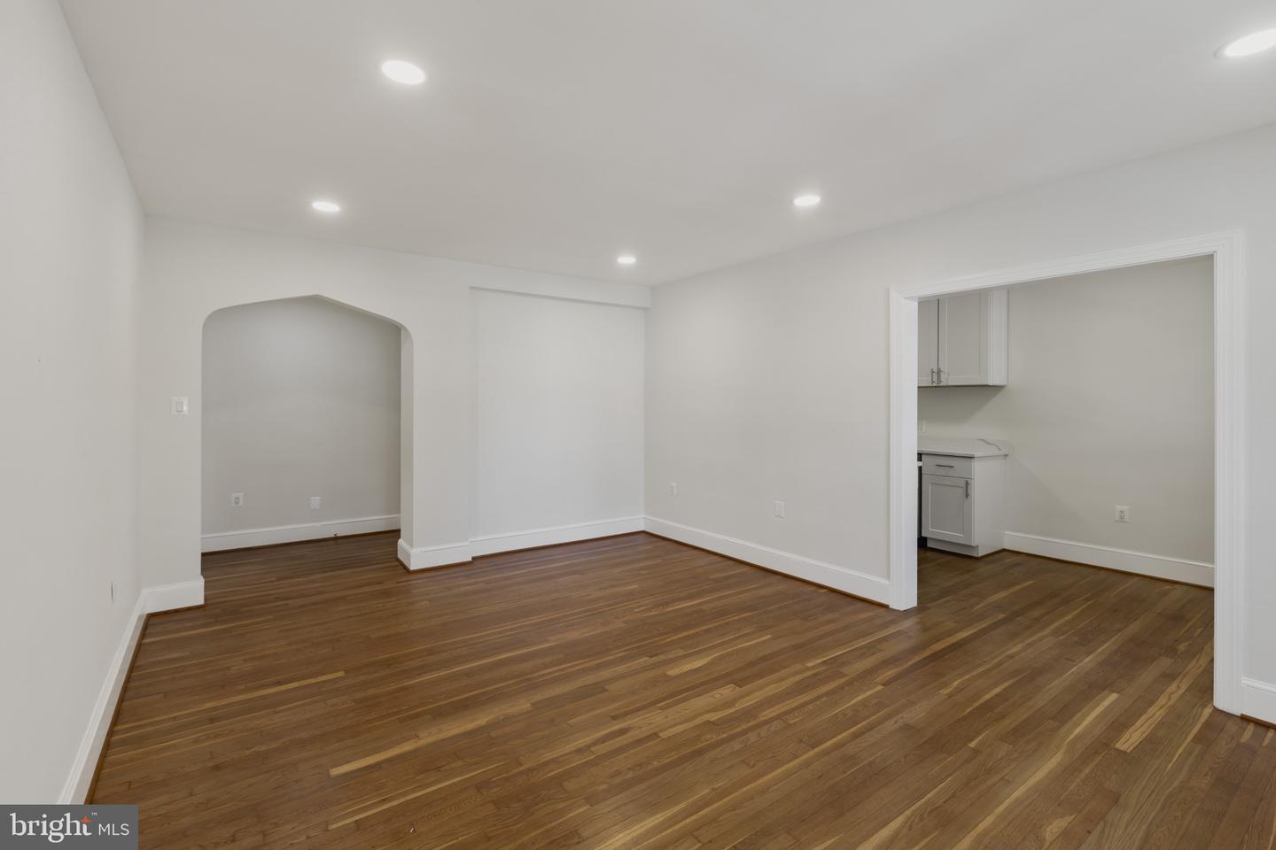 3051 IDAHO AVE NW #204, WASHINGTON, District Of Columbia 20016, 1 Bedroom Bedrooms, ,1 BathroomBathrooms,Residential,For sale,3051 IDAHO AVE NW #204,DCDC2220550 MLS # DCDC2220550
