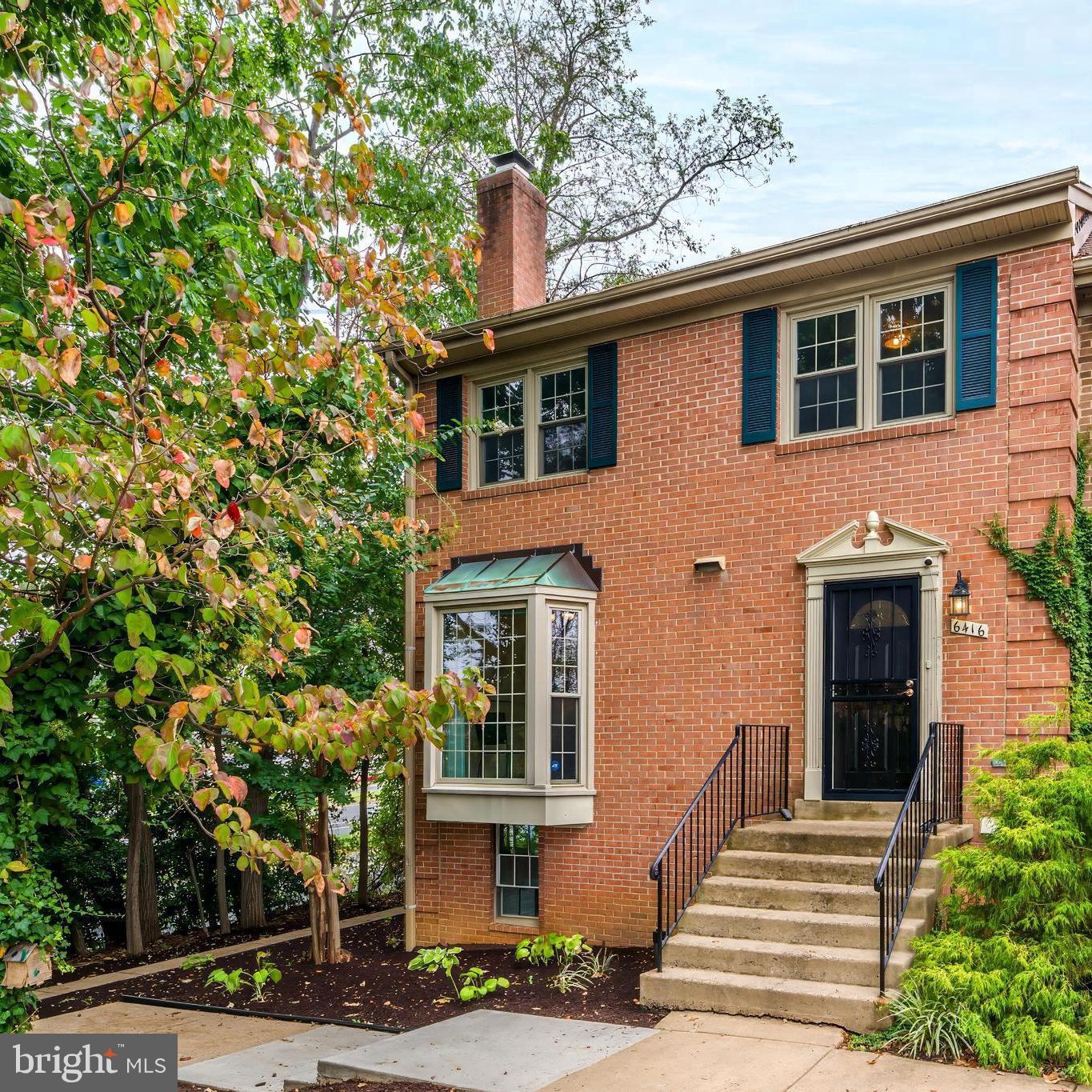 6416 SEVEN OAKS CT, FALLS CHURCH, Virginia 22042, 3 Bedrooms Bedrooms, ,3 BathroomsBathrooms,Residential,For sale,6416 SEVEN OAKS CT,VAFX2265272 MLS # VAFX2265272
