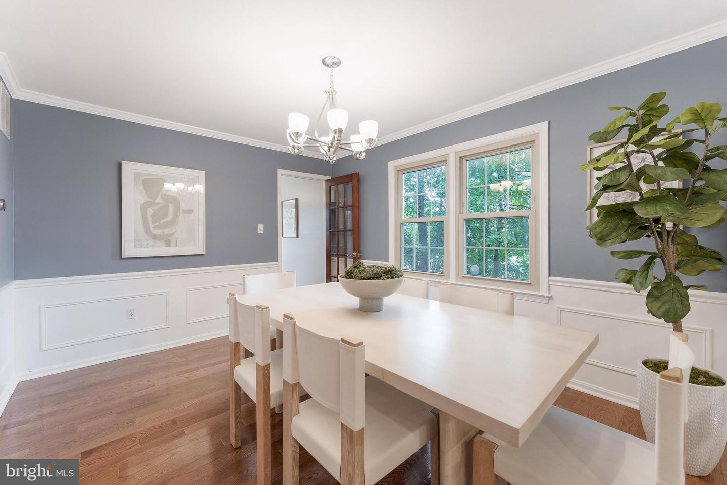 6416 SEVEN OAKS CT, FALLS CHURCH, Virginia 22042, 3 Bedrooms Bedrooms, ,3 BathroomsBathrooms,Residential,For sale,6416 SEVEN OAKS CT,VAFX2265272 MLS # VAFX2265272