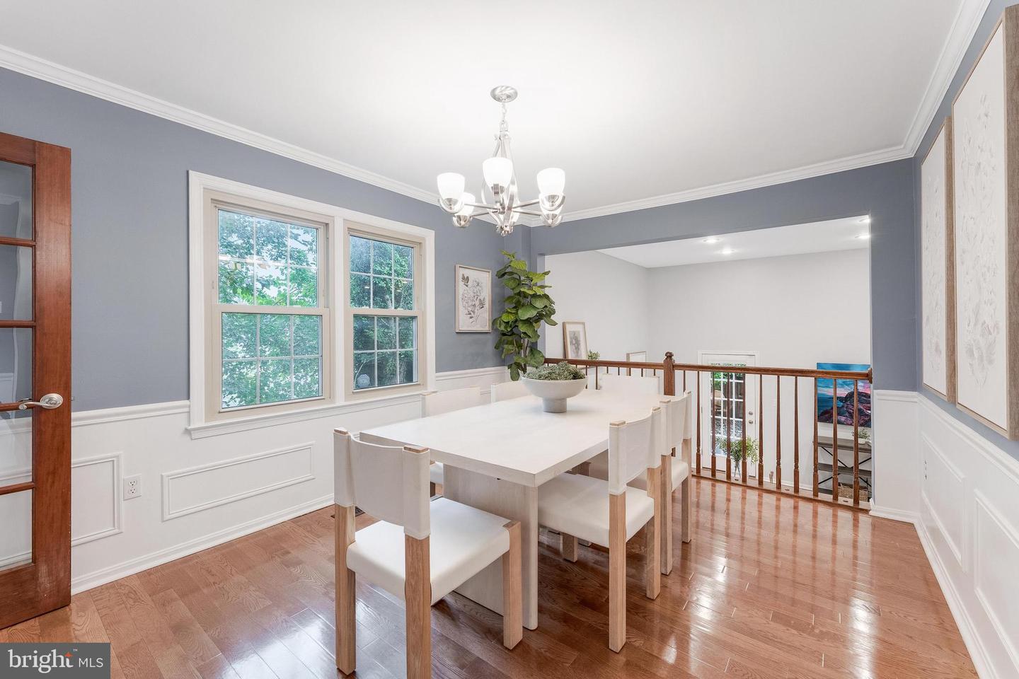 6416 SEVEN OAKS CT, FALLS CHURCH, Virginia 22042, 3 Bedrooms Bedrooms, ,3 BathroomsBathrooms,Residential,For sale,6416 SEVEN OAKS CT,VAFX2265272 MLS # VAFX2265272