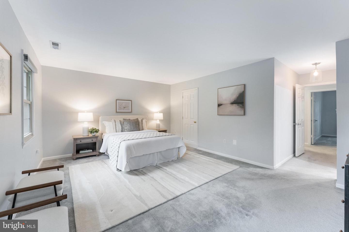 6416 SEVEN OAKS CT, FALLS CHURCH, Virginia 22042, 3 Bedrooms Bedrooms, ,3 BathroomsBathrooms,Residential,For sale,6416 SEVEN OAKS CT,VAFX2265272 MLS # VAFX2265272