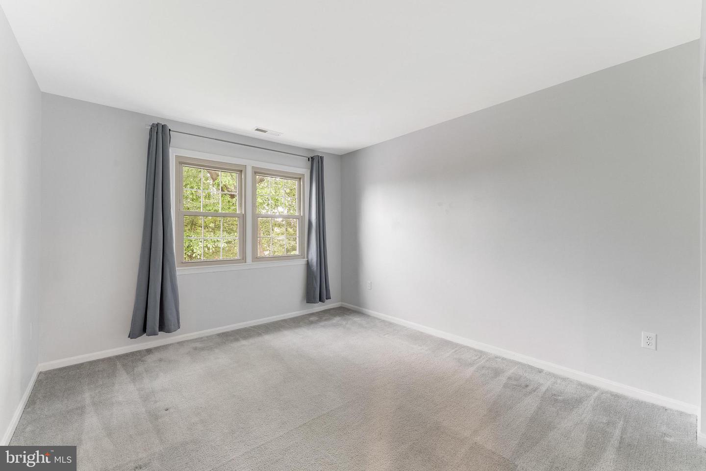 6416 SEVEN OAKS CT, FALLS CHURCH, Virginia 22042, 3 Bedrooms Bedrooms, ,3 BathroomsBathrooms,Residential,For sale,6416 SEVEN OAKS CT,VAFX2265272 MLS # VAFX2265272