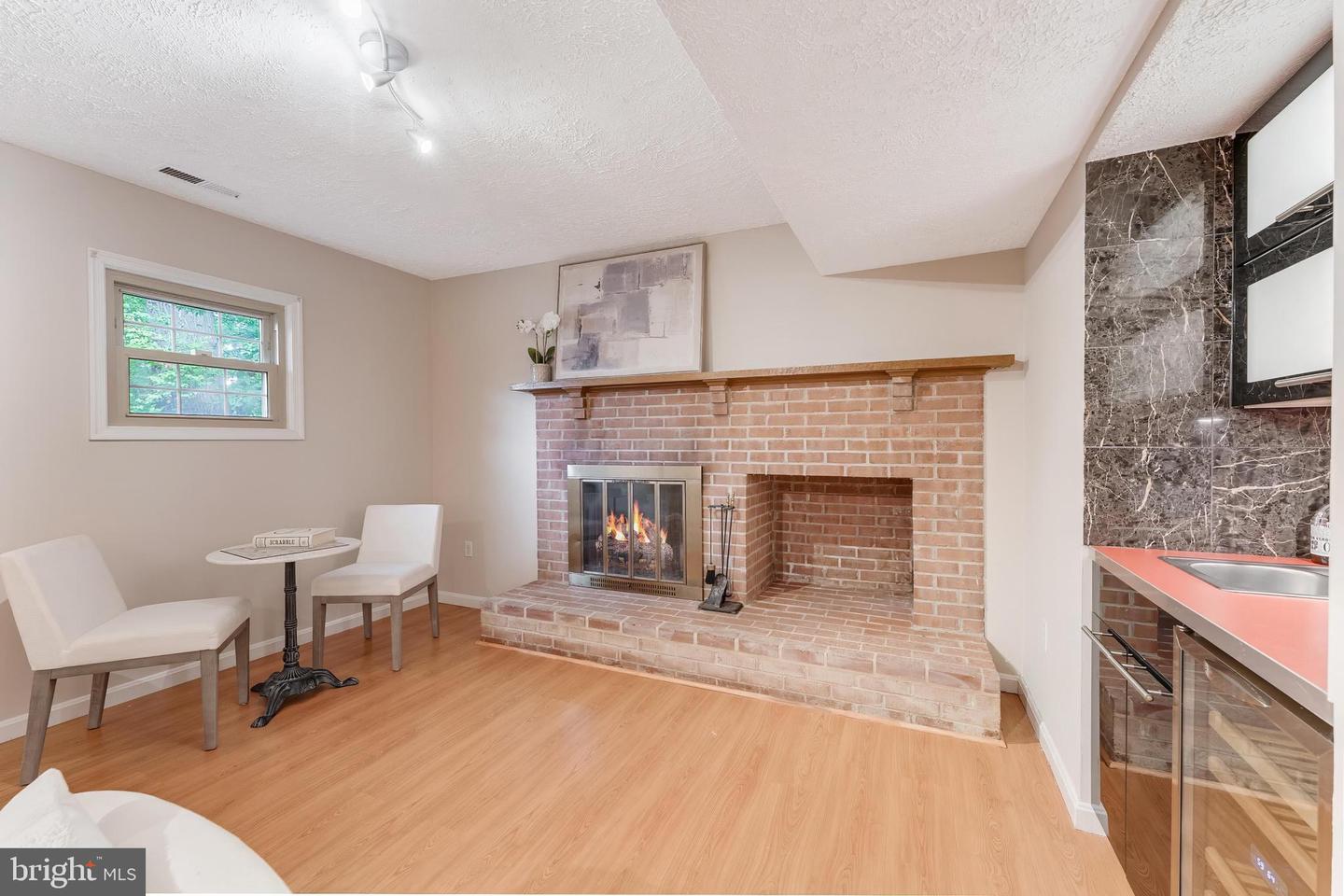 6416 SEVEN OAKS CT, FALLS CHURCH, Virginia 22042, 3 Bedrooms Bedrooms, ,3 BathroomsBathrooms,Residential,For sale,6416 SEVEN OAKS CT,VAFX2265272 MLS # VAFX2265272