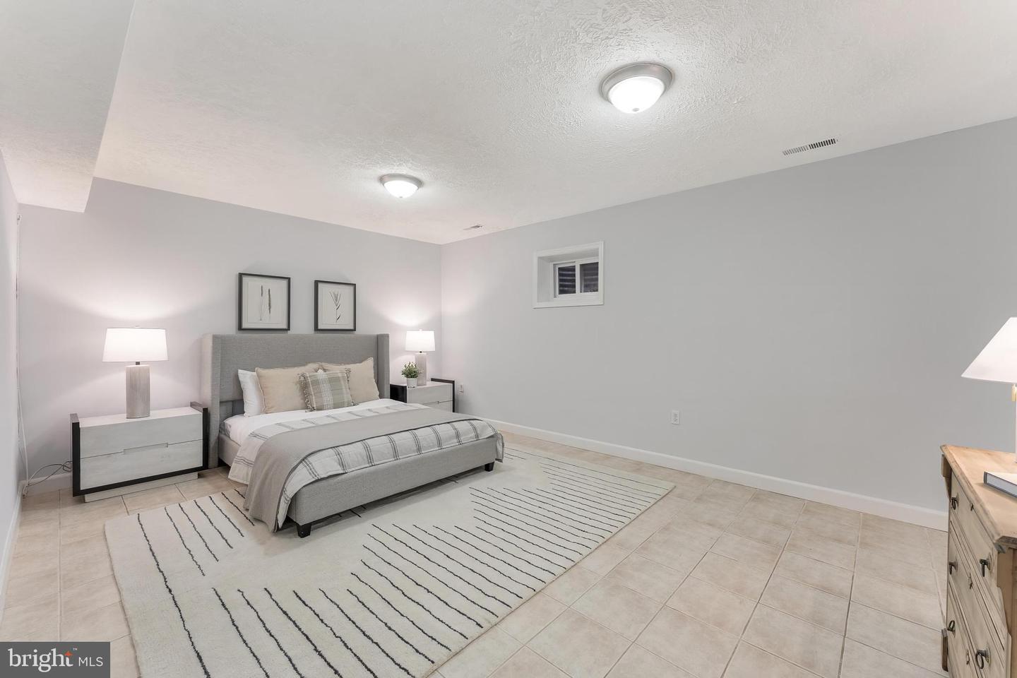 6416 SEVEN OAKS CT, FALLS CHURCH, Virginia 22042, 3 Bedrooms Bedrooms, ,3 BathroomsBathrooms,Residential,For sale,6416 SEVEN OAKS CT,VAFX2265272 MLS # VAFX2265272