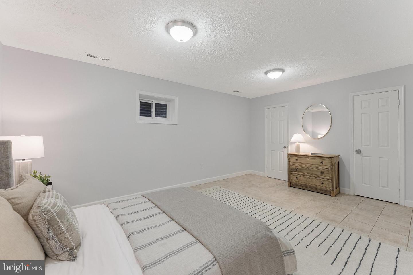6416 SEVEN OAKS CT, FALLS CHURCH, Virginia 22042, 3 Bedrooms Bedrooms, ,3 BathroomsBathrooms,Residential,For sale,6416 SEVEN OAKS CT,VAFX2265272 MLS # VAFX2265272