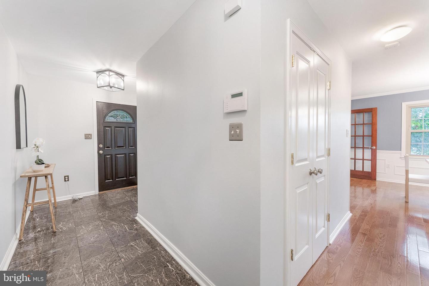 6416 SEVEN OAKS CT, FALLS CHURCH, Virginia 22042, 3 Bedrooms Bedrooms, ,3 BathroomsBathrooms,Residential,For sale,6416 SEVEN OAKS CT,VAFX2265272 MLS # VAFX2265272