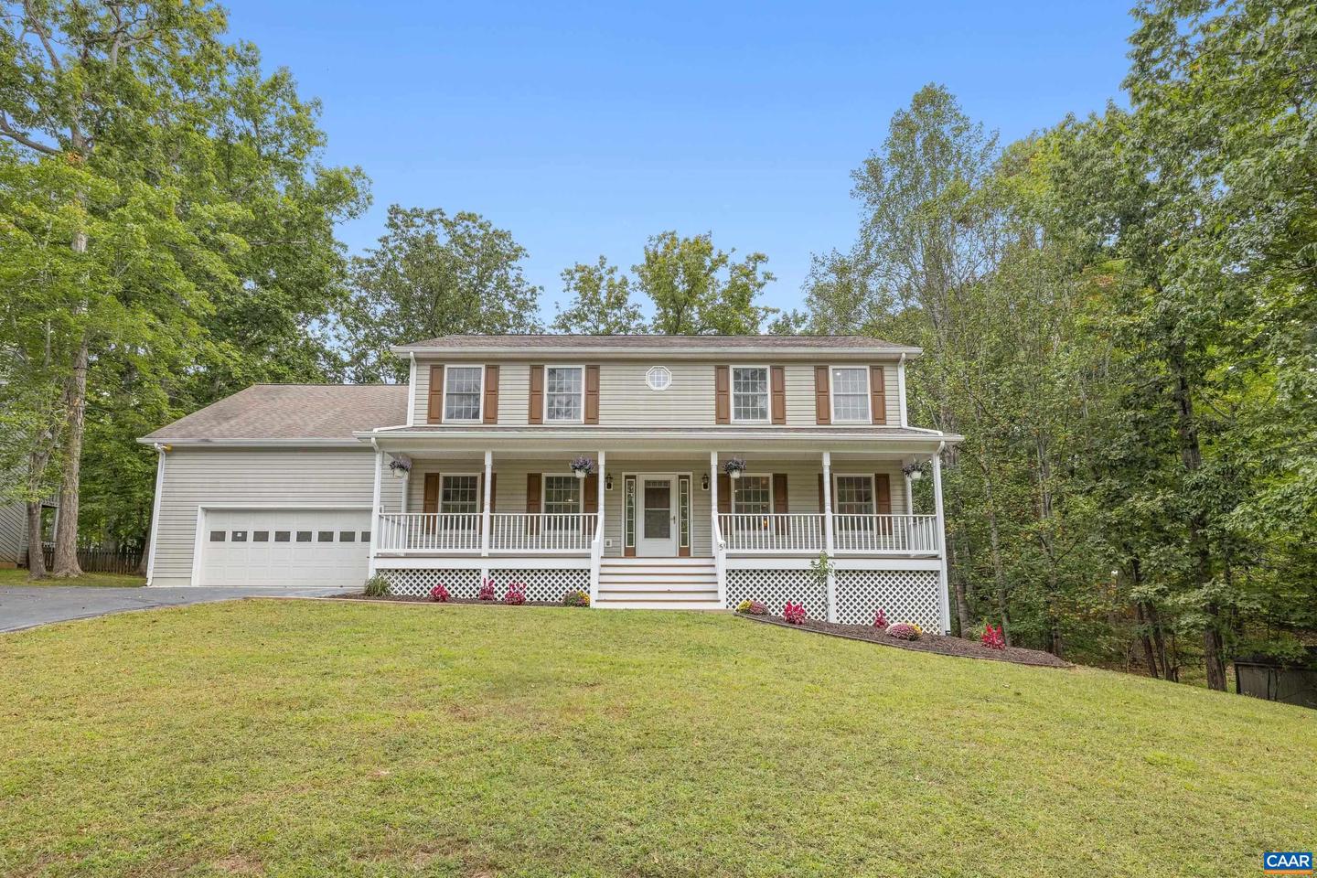 51 WOODLAWN DR, PALMYRA, Virginia 22963, 4 Bedrooms Bedrooms, ,3 BathroomsBathrooms,Residential,For sale,51 WOODLAWN DR,668650 MLS # 668650