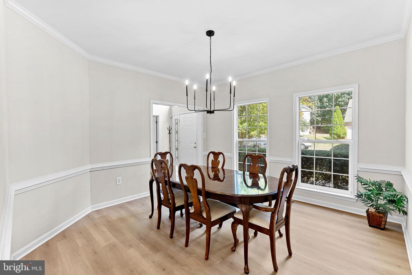 1372 DOMINION RIDGE LN, HERNDON, Virginia 20170, 5 Bedrooms Bedrooms, 9 Rooms Rooms,4 BathroomsBathrooms,Residential,For sale,1372 DOMINION RIDGE LN,VAFX2265330 MLS # VAFX2265330