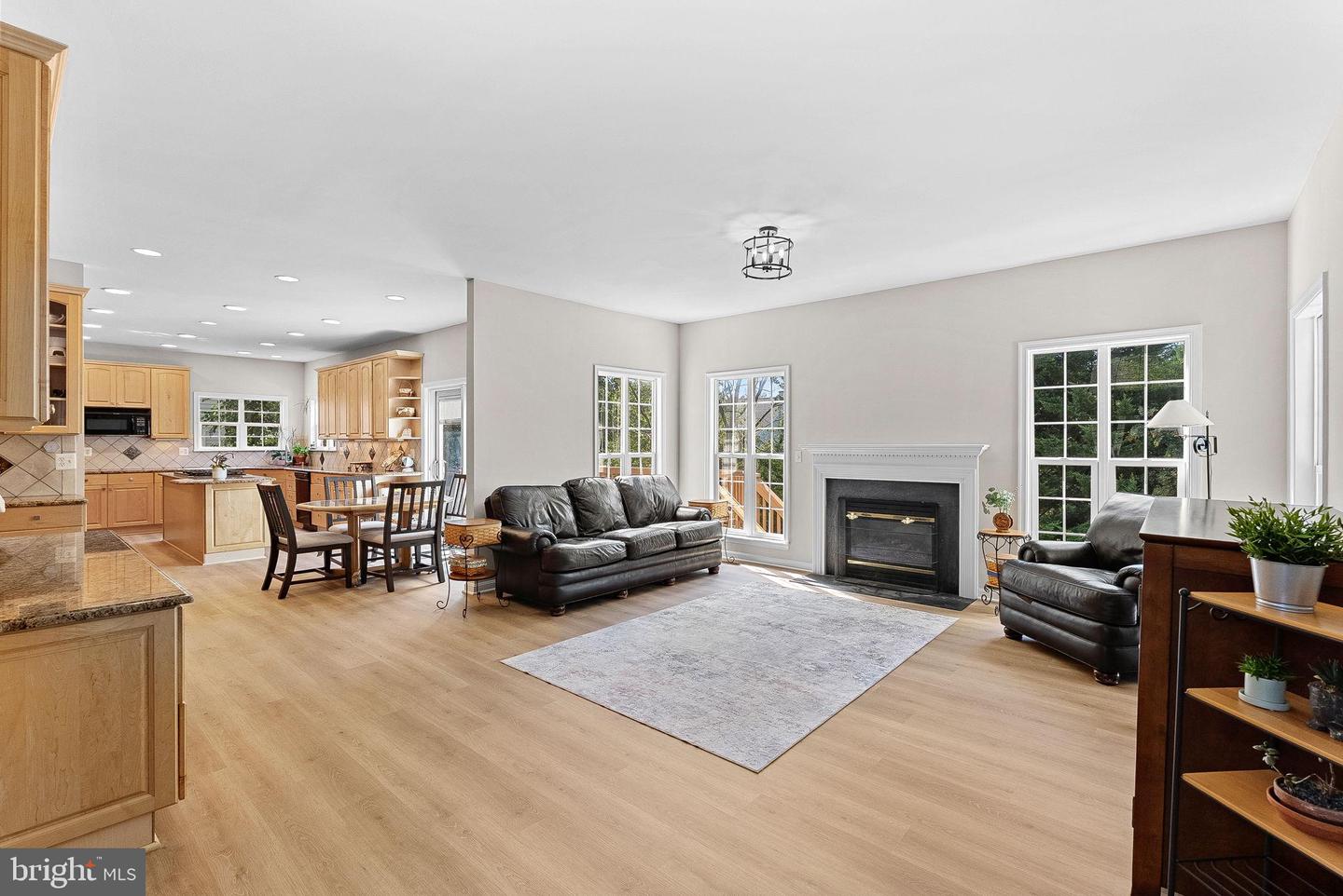 1372 DOMINION RIDGE LN, HERNDON, Virginia 20170, 5 Bedrooms Bedrooms, 9 Rooms Rooms,4 BathroomsBathrooms,Residential,For sale,1372 DOMINION RIDGE LN,VAFX2265330 MLS # VAFX2265330