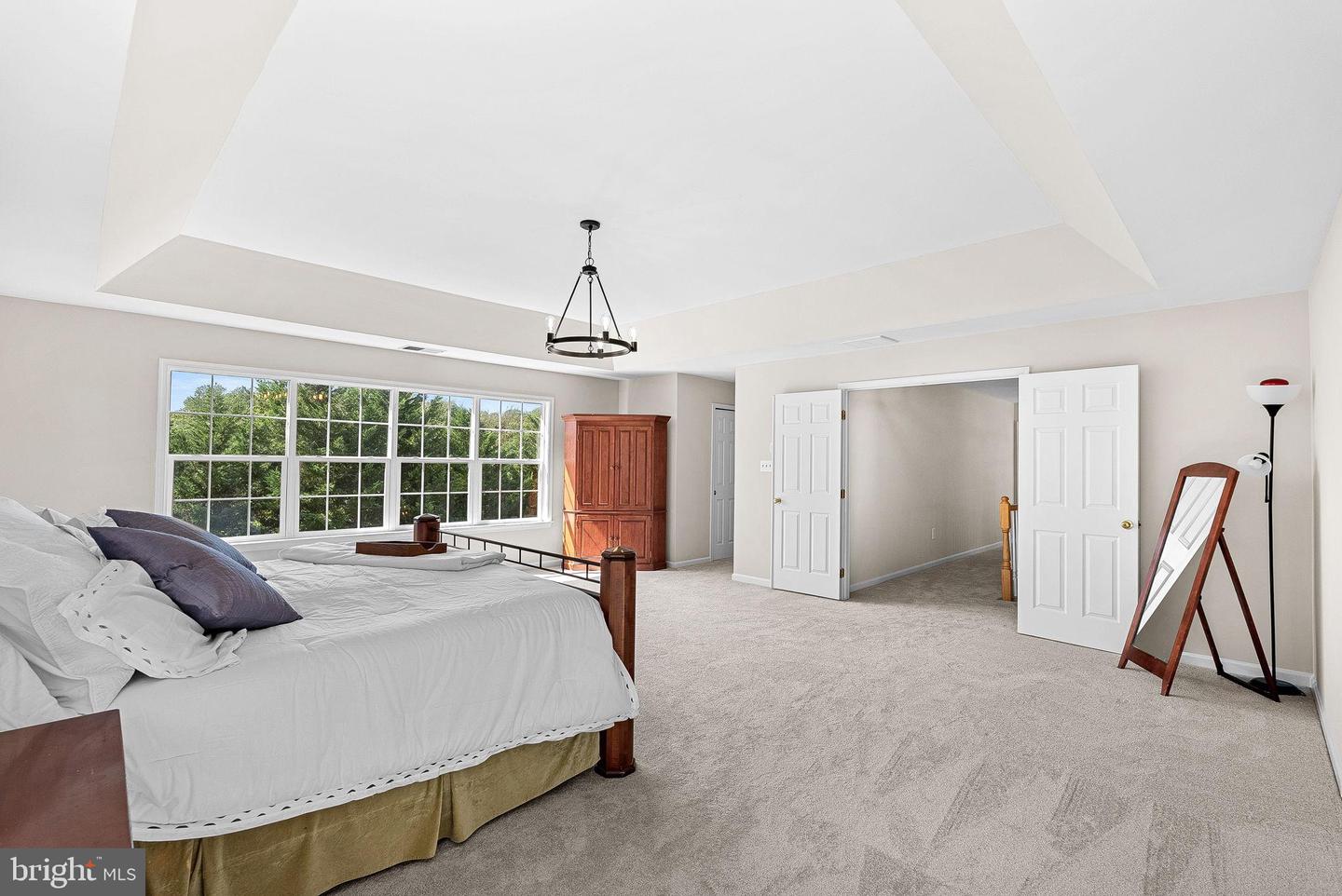 1372 DOMINION RIDGE LN, HERNDON, Virginia 20170, 5 Bedrooms Bedrooms, 9 Rooms Rooms,4 BathroomsBathrooms,Residential,For sale,1372 DOMINION RIDGE LN,VAFX2265330 MLS # VAFX2265330