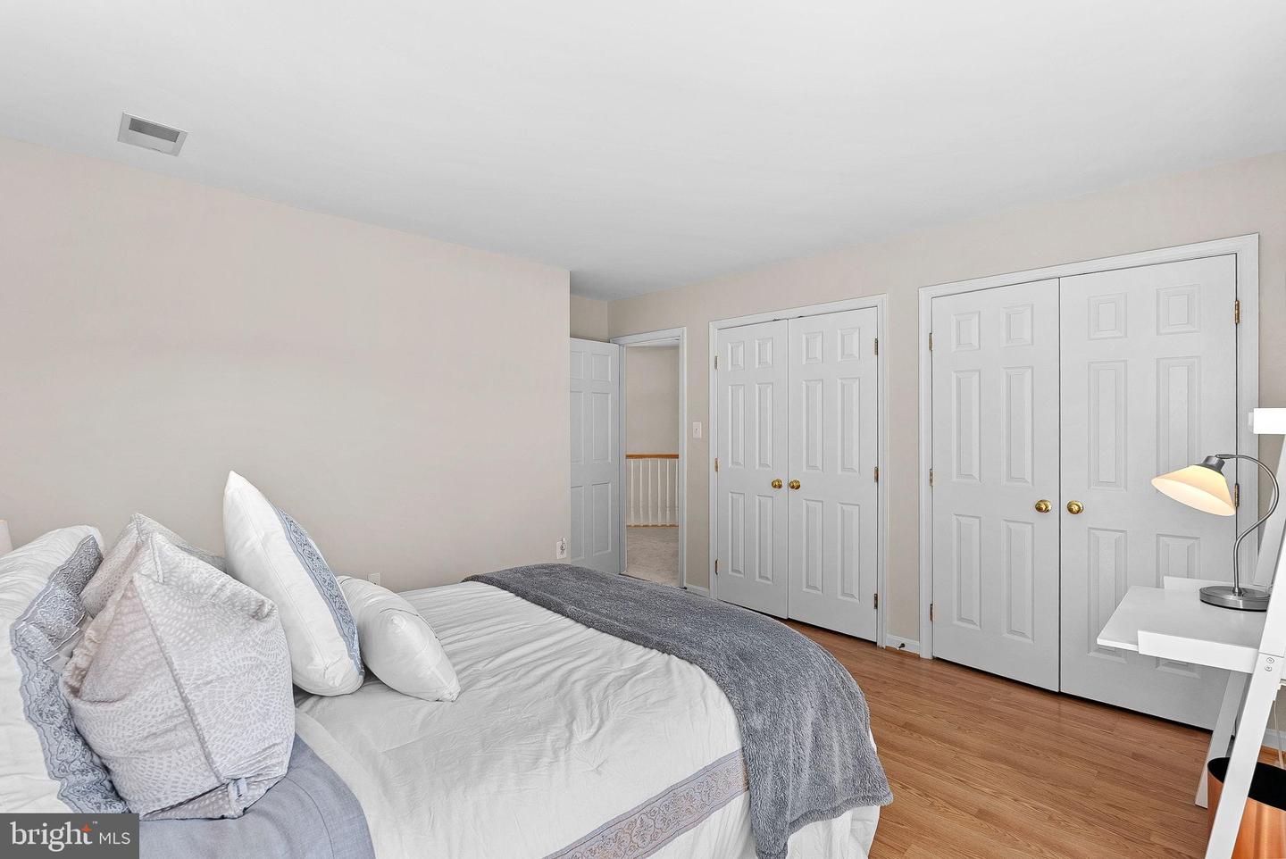 1372 DOMINION RIDGE LN, HERNDON, Virginia 20170, 5 Bedrooms Bedrooms, 9 Rooms Rooms,4 BathroomsBathrooms,Residential,For sale,1372 DOMINION RIDGE LN,VAFX2265330 MLS # VAFX2265330