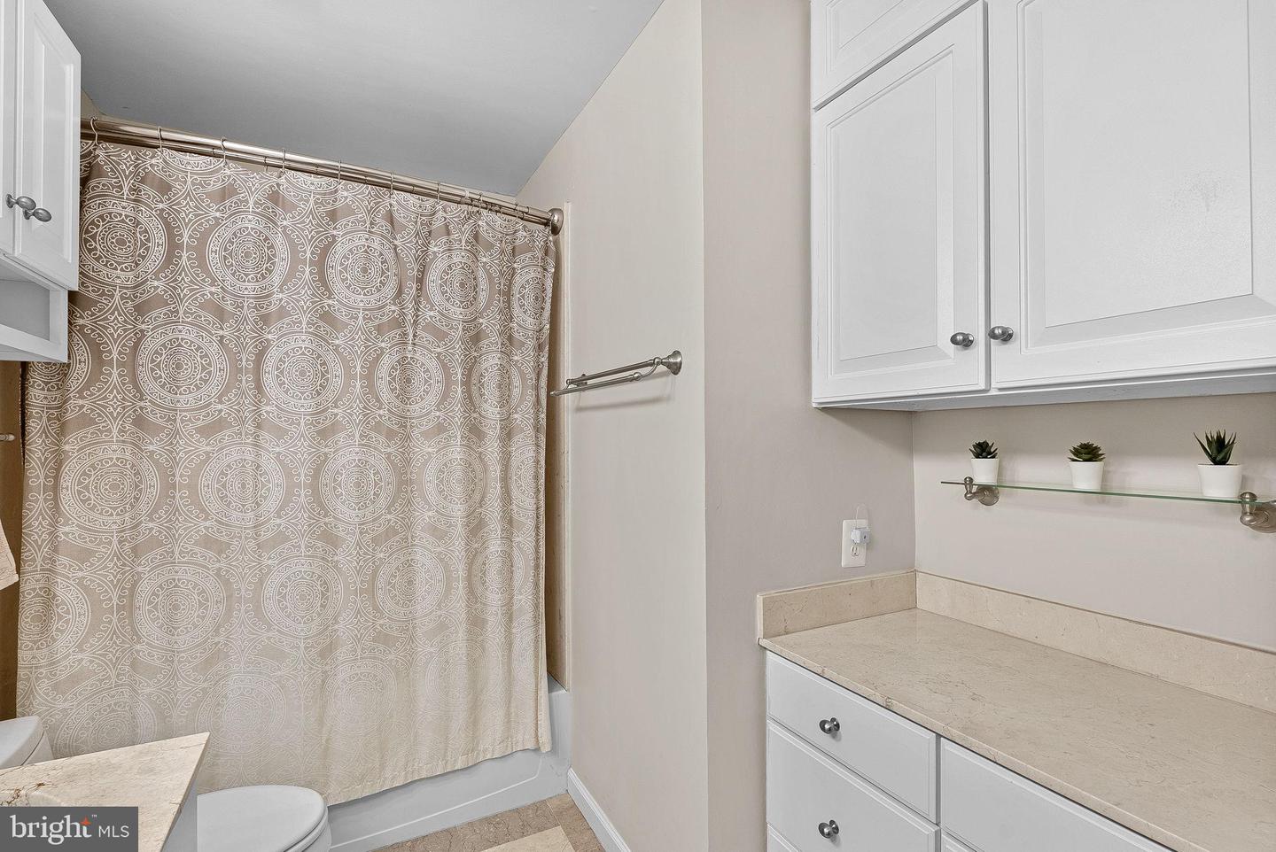 1372 DOMINION RIDGE LN, HERNDON, Virginia 20170, 5 Bedrooms Bedrooms, 9 Rooms Rooms,4 BathroomsBathrooms,Residential,For sale,1372 DOMINION RIDGE LN,VAFX2265330 MLS # VAFX2265330