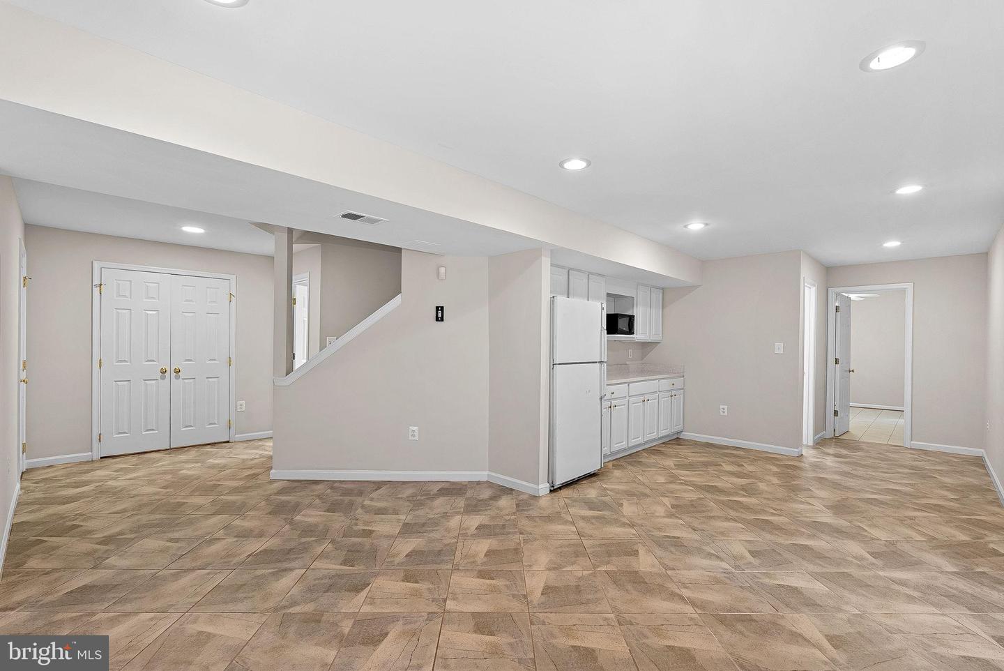 1372 DOMINION RIDGE LN, HERNDON, Virginia 20170, 5 Bedrooms Bedrooms, 9 Rooms Rooms,4 BathroomsBathrooms,Residential,For sale,1372 DOMINION RIDGE LN,VAFX2265330 MLS # VAFX2265330