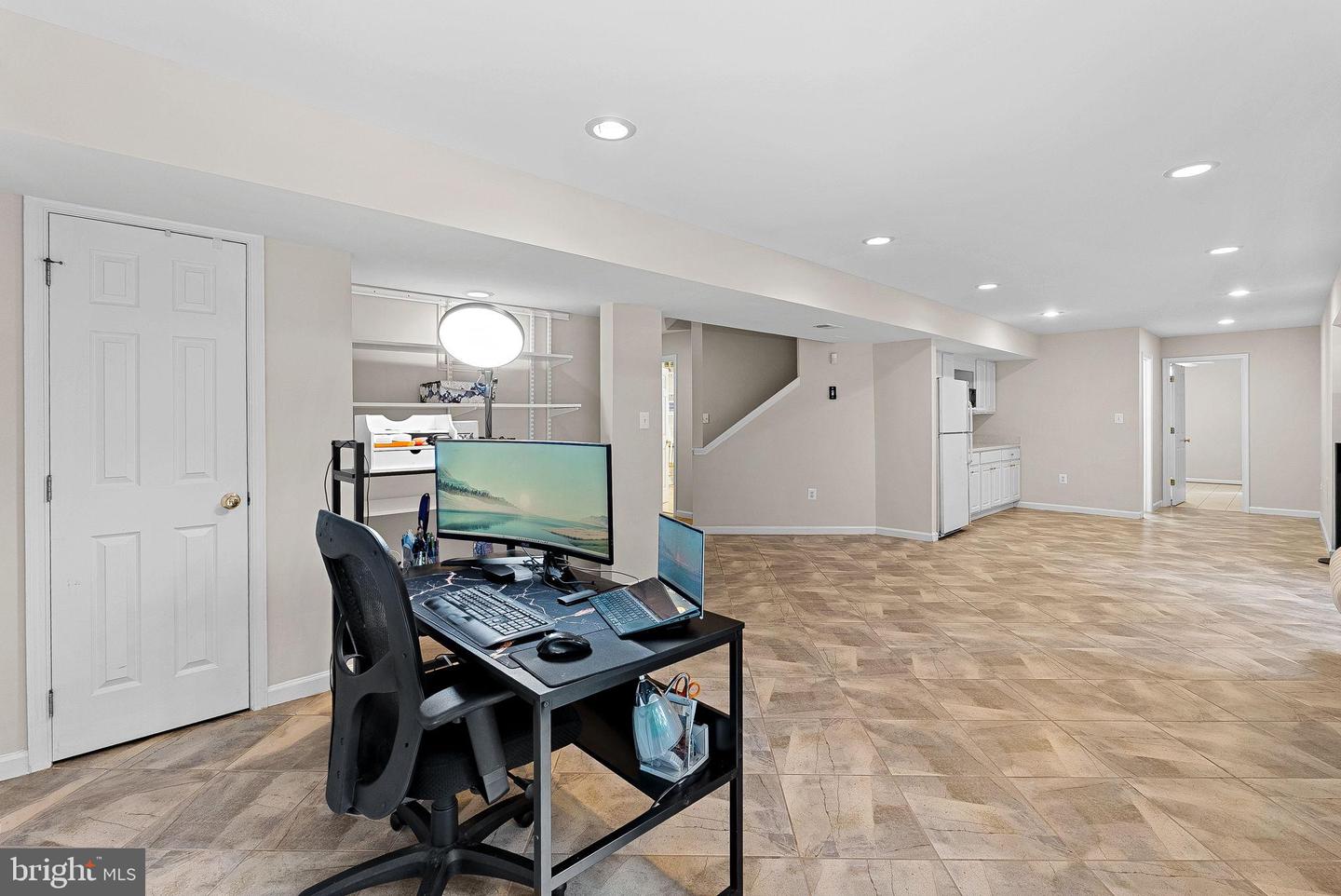 1372 DOMINION RIDGE LN, HERNDON, Virginia 20170, 5 Bedrooms Bedrooms, 9 Rooms Rooms,4 BathroomsBathrooms,Residential,For sale,1372 DOMINION RIDGE LN,VAFX2265330 MLS # VAFX2265330