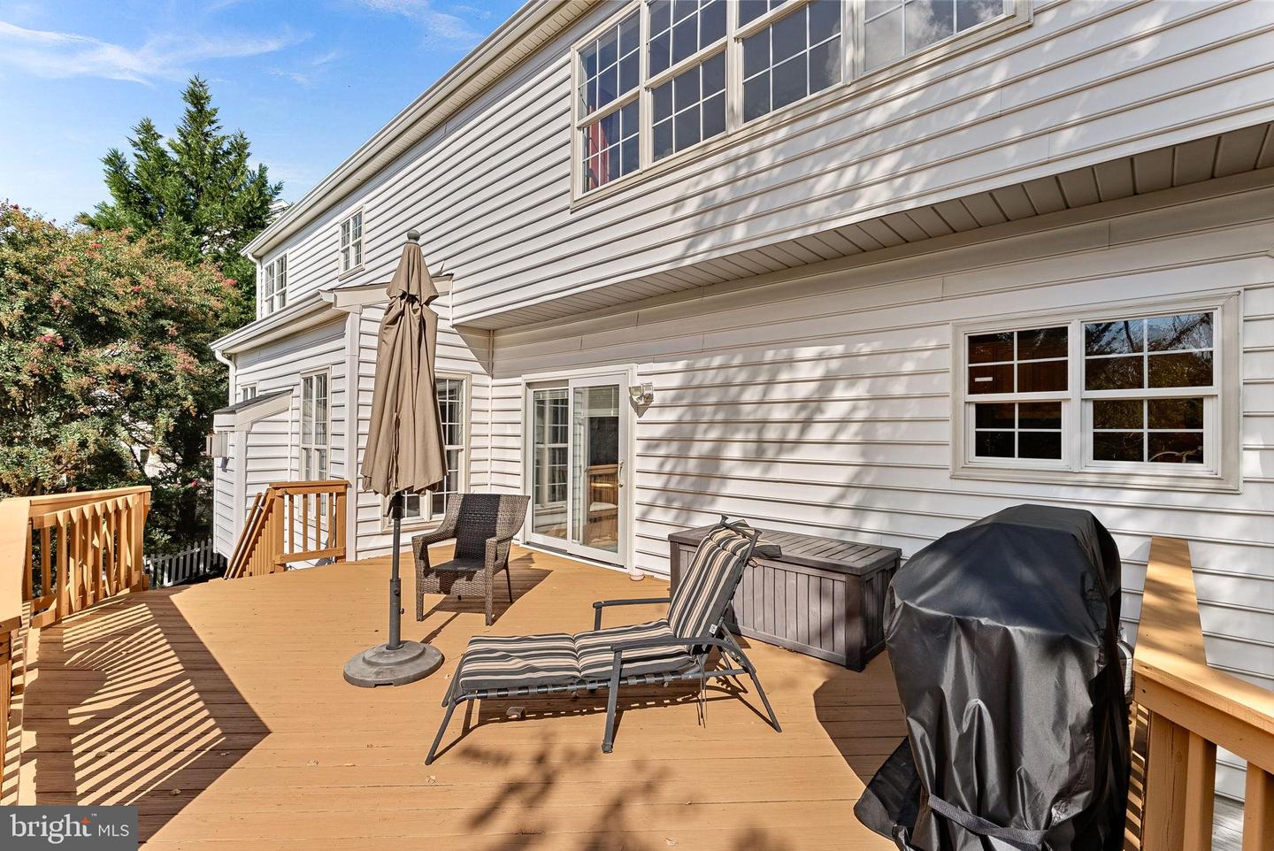 1372 DOMINION RIDGE LN, HERNDON, Virginia 20170, 5 Bedrooms Bedrooms, 9 Rooms Rooms,4 BathroomsBathrooms,Residential,For sale,1372 DOMINION RIDGE LN,VAFX2265330 MLS # VAFX2265330