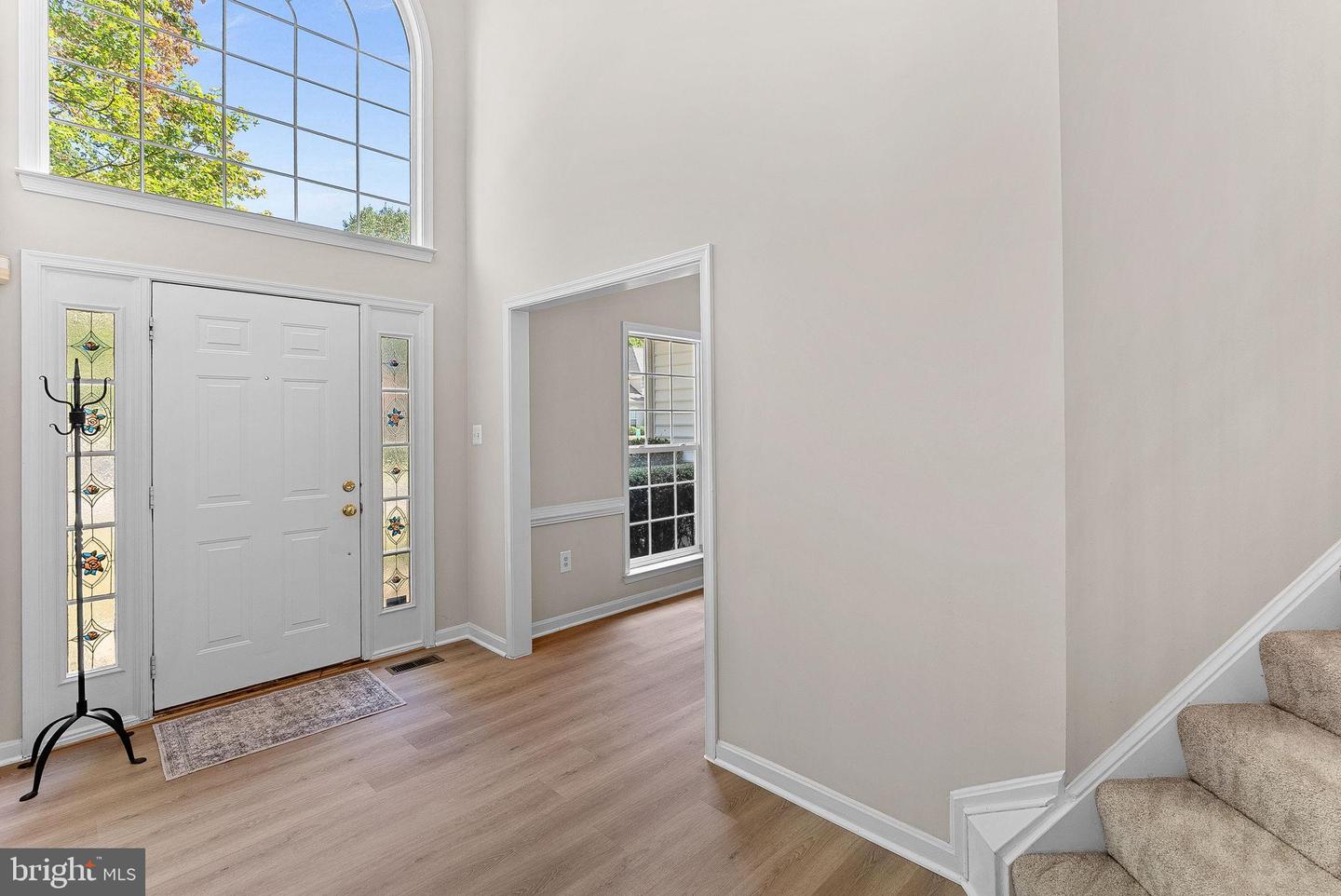 1372 DOMINION RIDGE LN, HERNDON, Virginia 20170, 5 Bedrooms Bedrooms, 9 Rooms Rooms,4 BathroomsBathrooms,Residential,For sale,1372 DOMINION RIDGE LN,VAFX2265330 MLS # VAFX2265330
