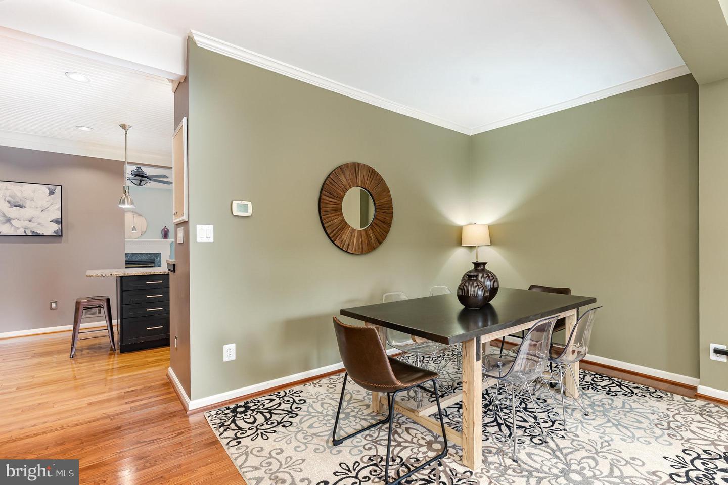 7749 EFFINGHAM SQ, ALEXANDRIA, Virginia 22315, 3 Bedrooms Bedrooms, ,3 BathroomsBathrooms,Residential,For sale,7749 EFFINGHAM SQ,VAFX2265460 MLS # VAFX2265460