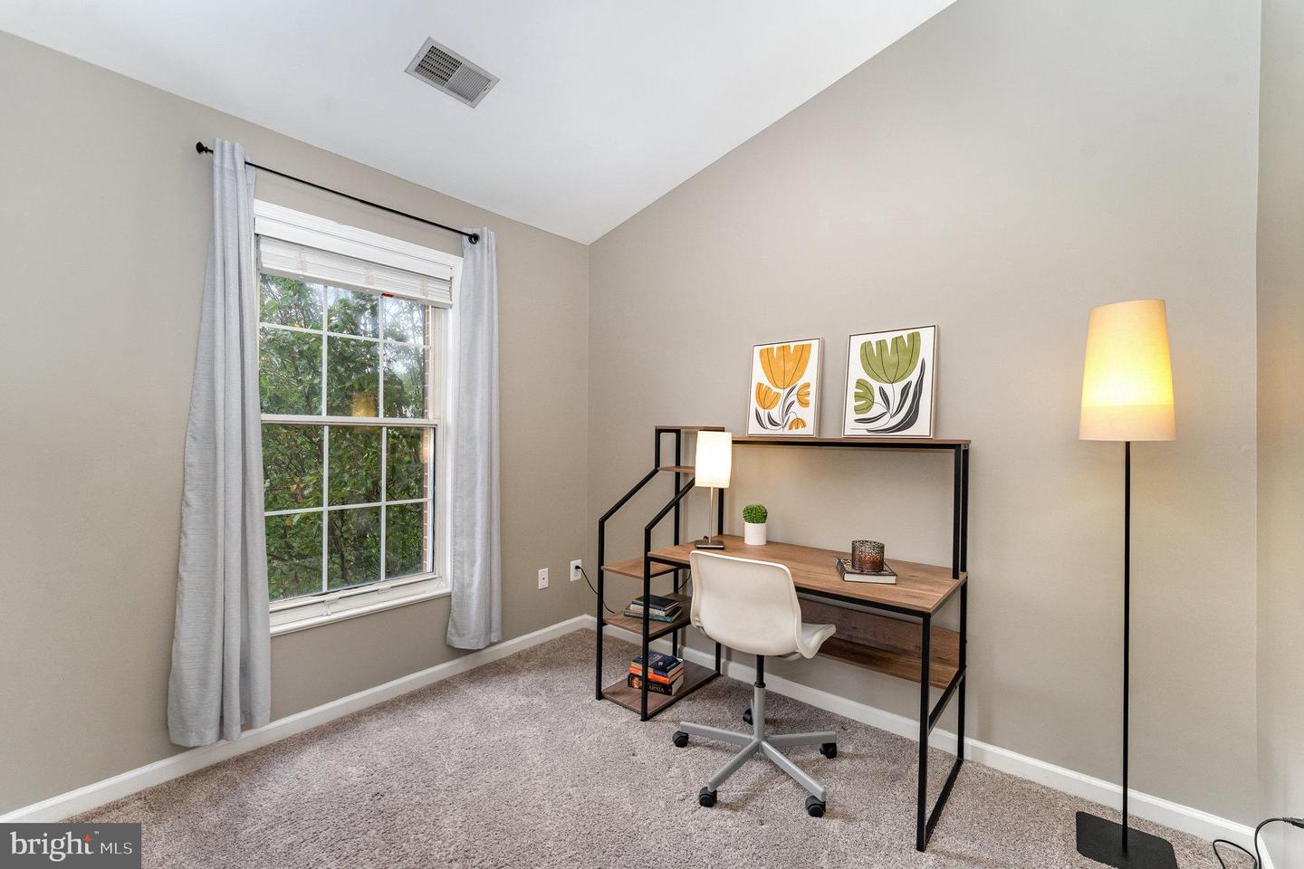7749 EFFINGHAM SQ, ALEXANDRIA, Virginia 22315, 3 Bedrooms Bedrooms, ,3 BathroomsBathrooms,Residential,For sale,7749 EFFINGHAM SQ,VAFX2265460 MLS # VAFX2265460