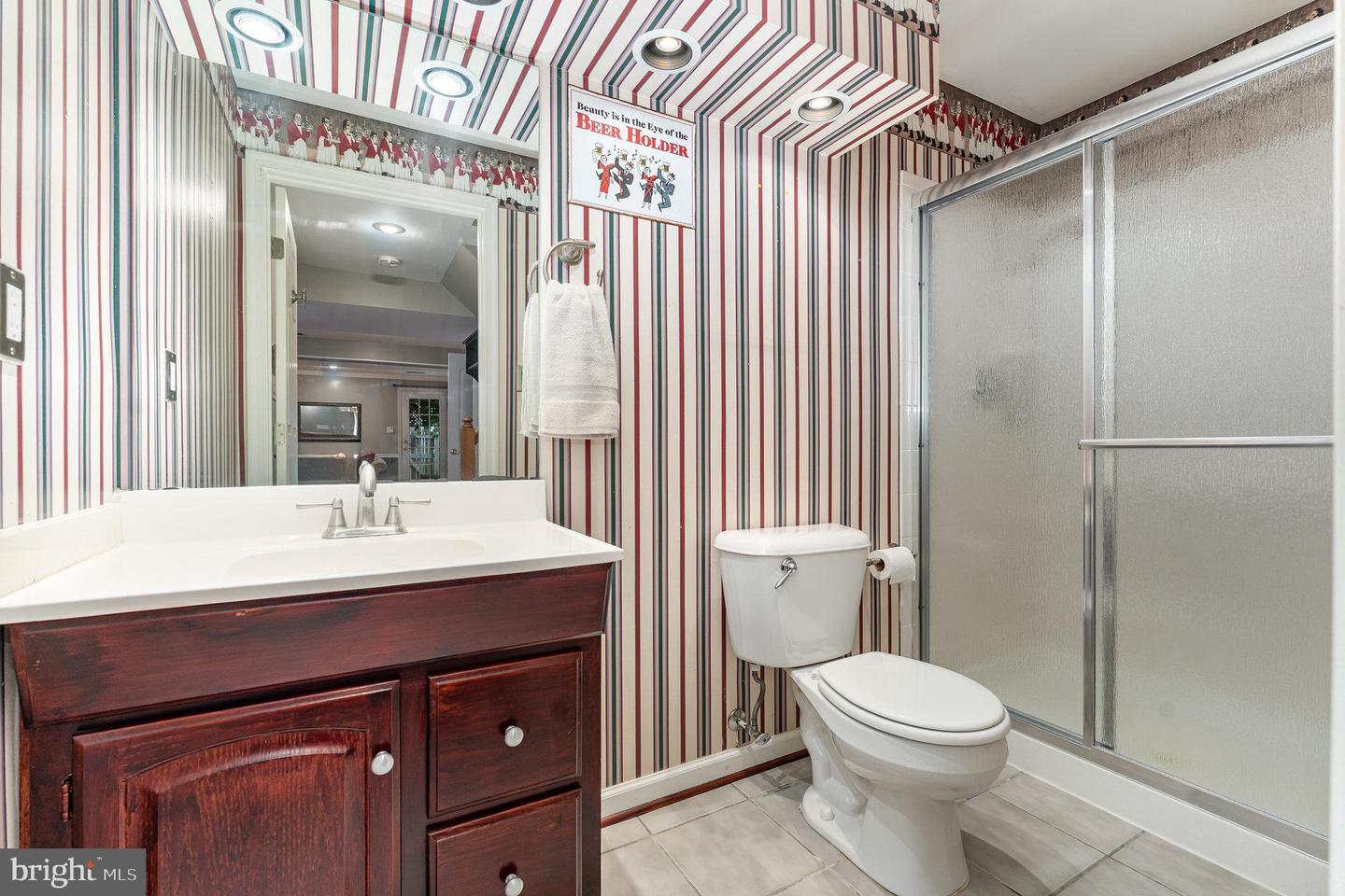 7749 EFFINGHAM SQ, ALEXANDRIA, Virginia 22315, 3 Bedrooms Bedrooms, ,3 BathroomsBathrooms,Residential,For sale,7749 EFFINGHAM SQ,VAFX2265460 MLS # VAFX2265460