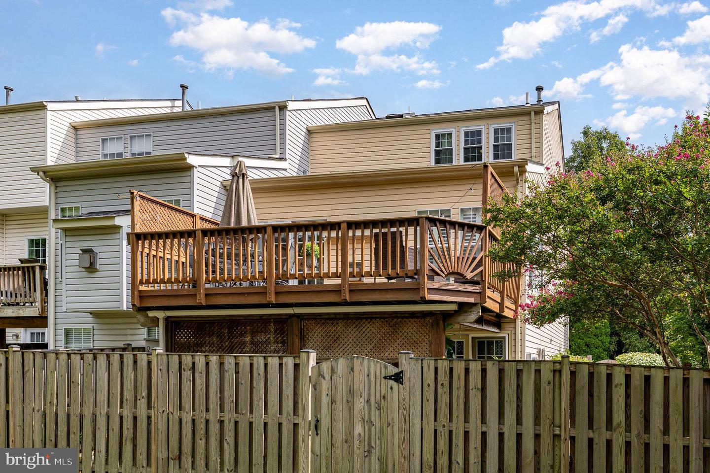 7749 EFFINGHAM SQ, ALEXANDRIA, Virginia 22315, 3 Bedrooms Bedrooms, ,3 BathroomsBathrooms,Residential,For sale,7749 EFFINGHAM SQ,VAFX2265460 MLS # VAFX2265460