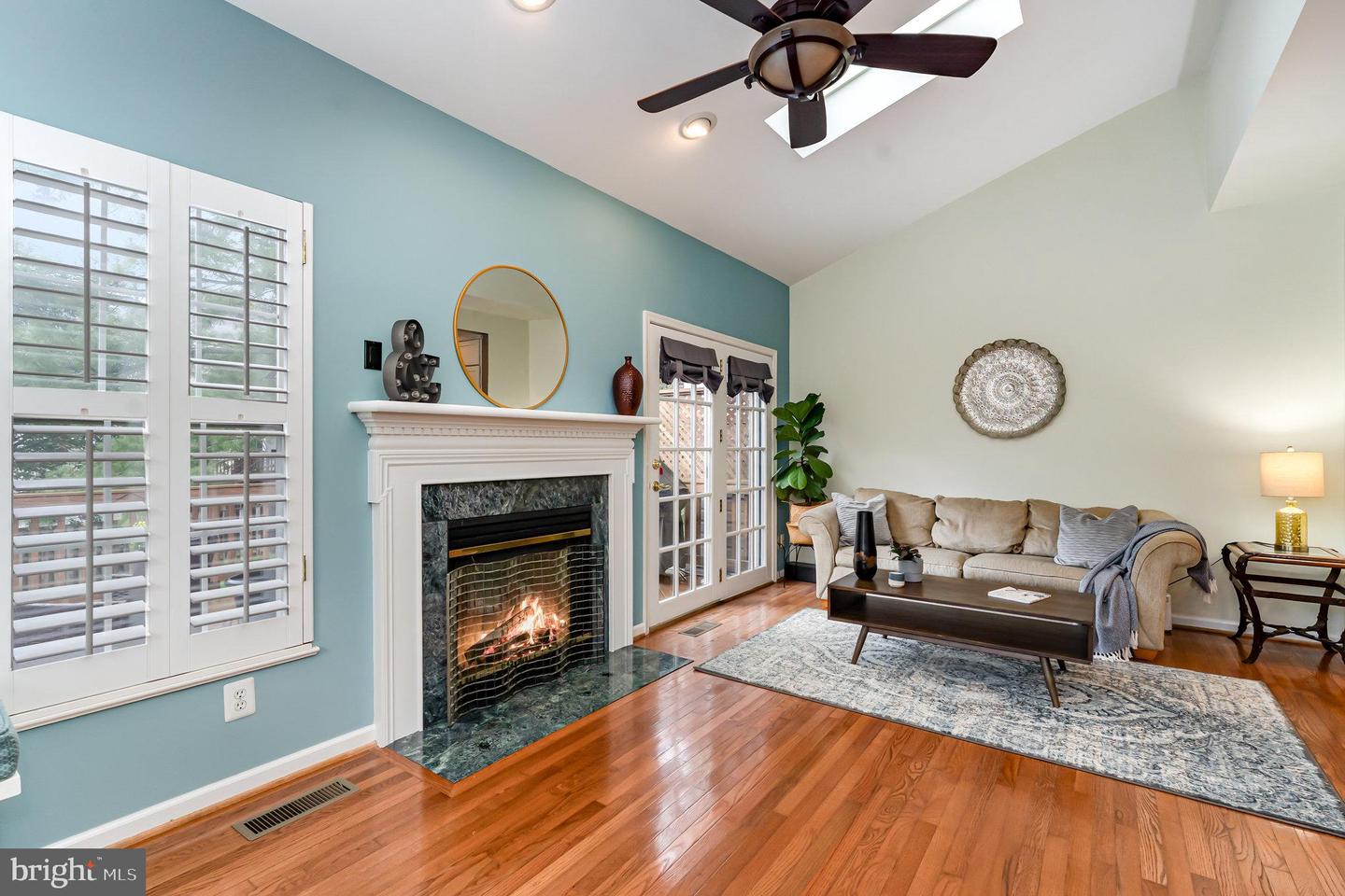 7749 EFFINGHAM SQ, ALEXANDRIA, Virginia 22315, 3 Bedrooms Bedrooms, ,3 BathroomsBathrooms,Residential,For sale,7749 EFFINGHAM SQ,VAFX2265460 MLS # VAFX2265460