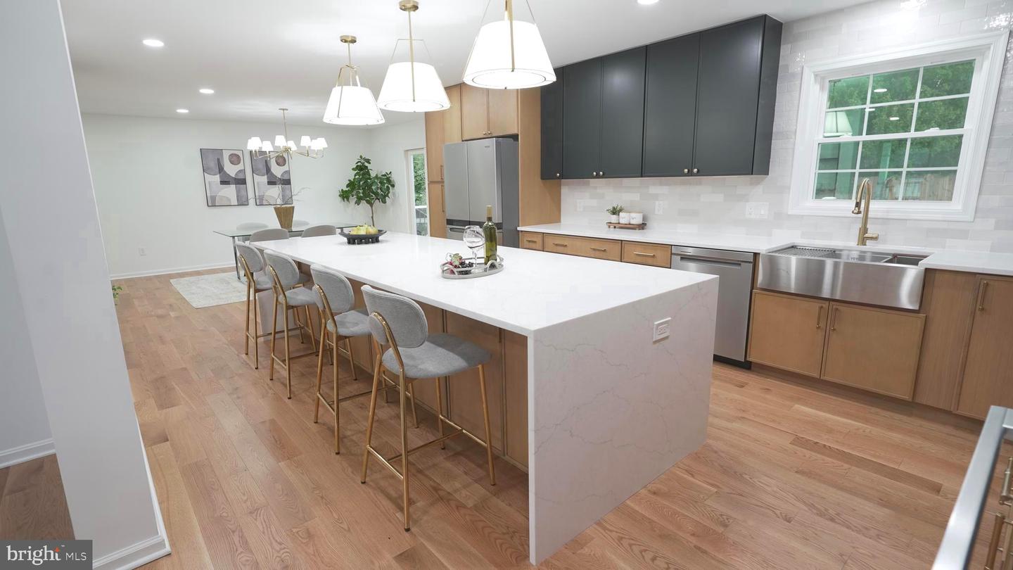 3147 HEADROW LN, FALLS CHURCH, Virginia 22042, 4 Bedrooms Bedrooms, ,3 BathroomsBathrooms,Residential,For sale,3147 HEADROW LN,VAFX2265618 MLS # VAFX2265618
