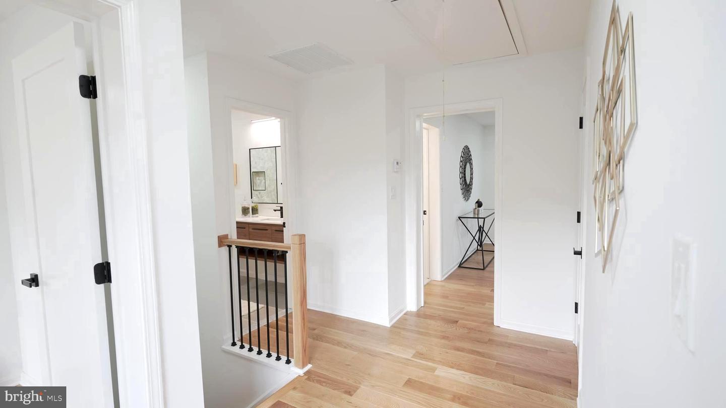 3147 HEADROW LN, FALLS CHURCH, Virginia 22042, 4 Bedrooms Bedrooms, ,3 BathroomsBathrooms,Residential,For sale,3147 HEADROW LN,VAFX2265618 MLS # VAFX2265618